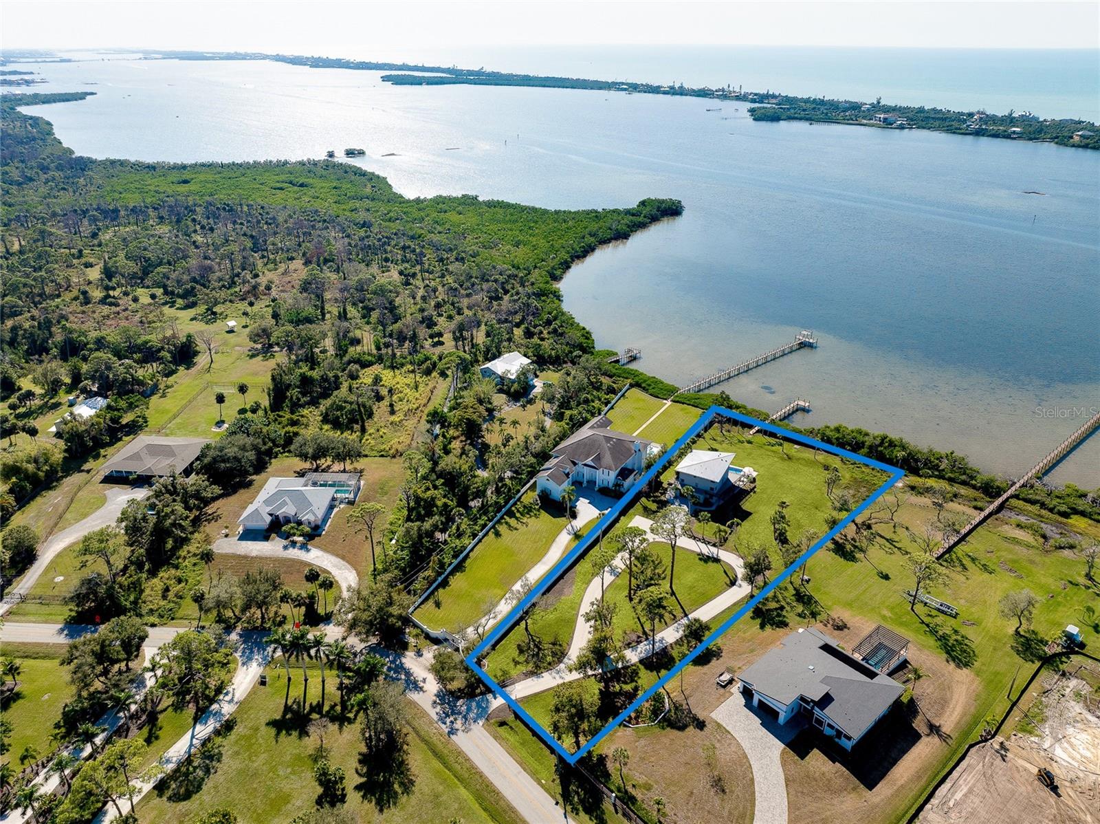Photo of 1089 BAYSHORE DRIVE ENGLEWOOD FL 34223