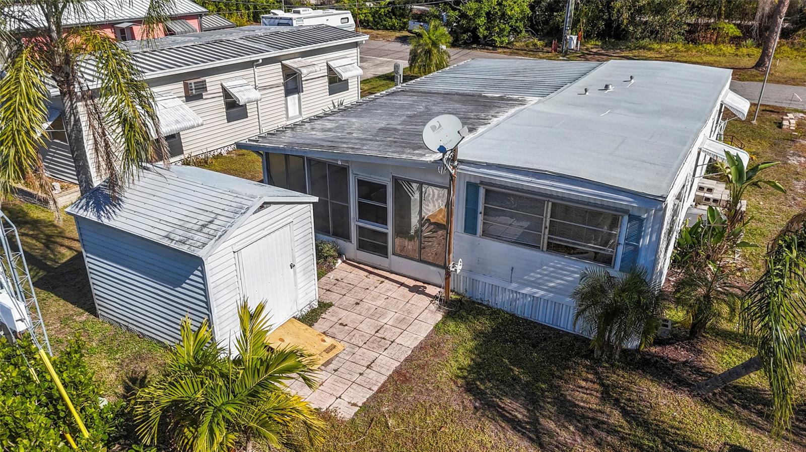 Photo of 426 HATCHETT CREEK ROAD VENICE FL 34285