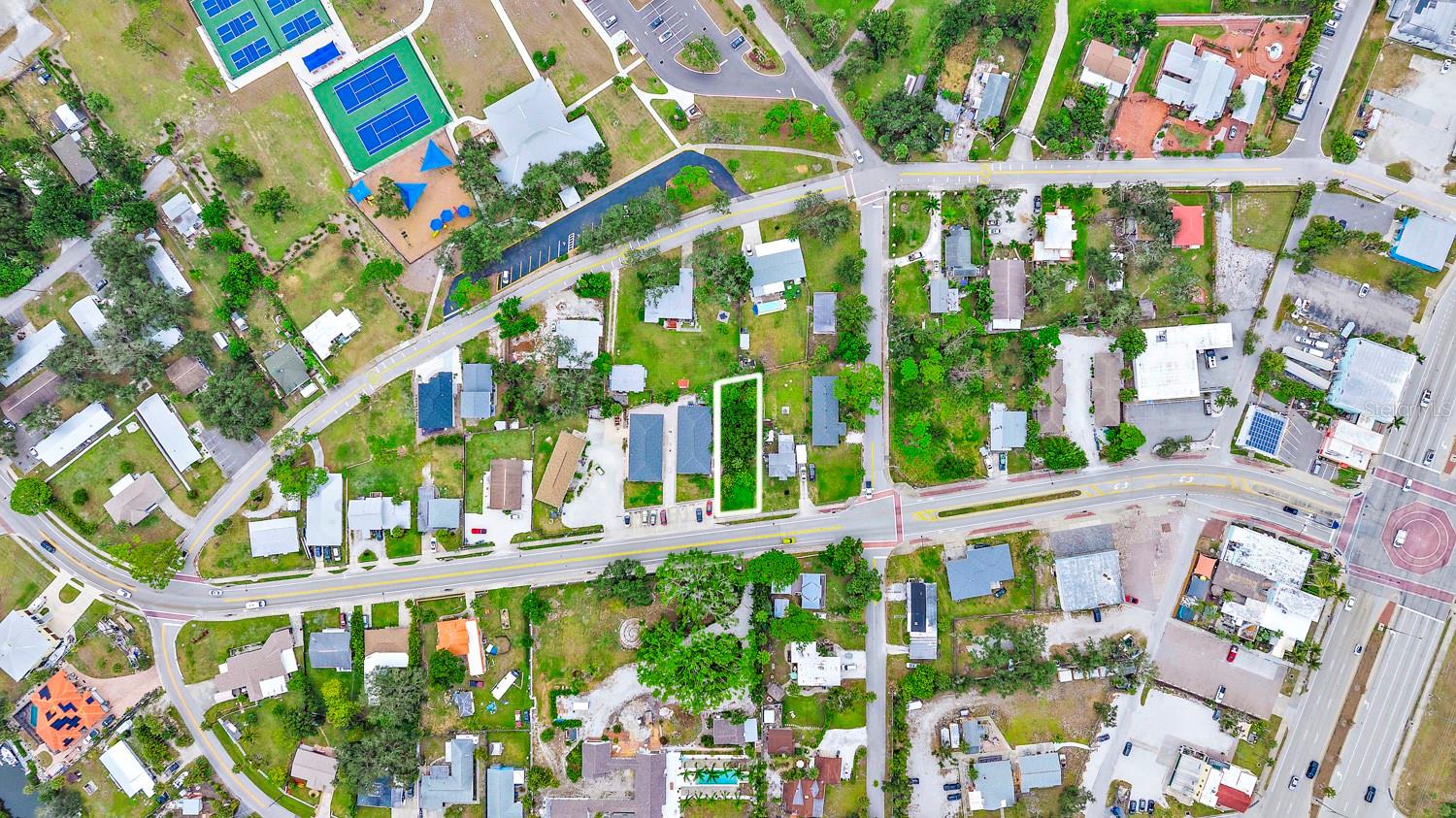 Photo of COLONIA LANE NOKOMIS FL 34275