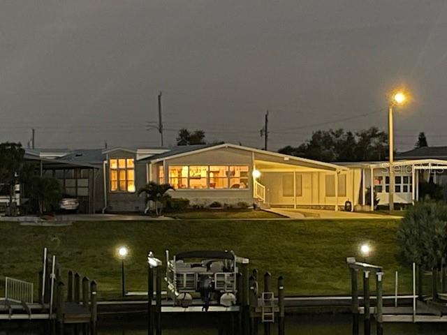 Photo of 817 S WATERWAY VENICE FL 34285