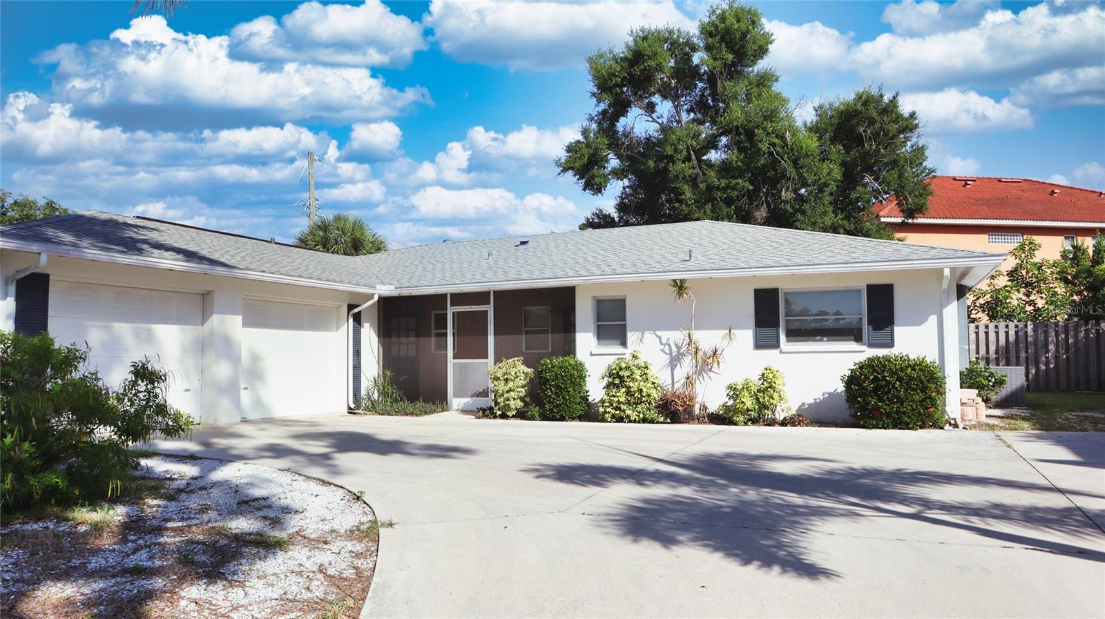 Photo of 2118 MICHELE DRIVE SARASOTA FL 34231