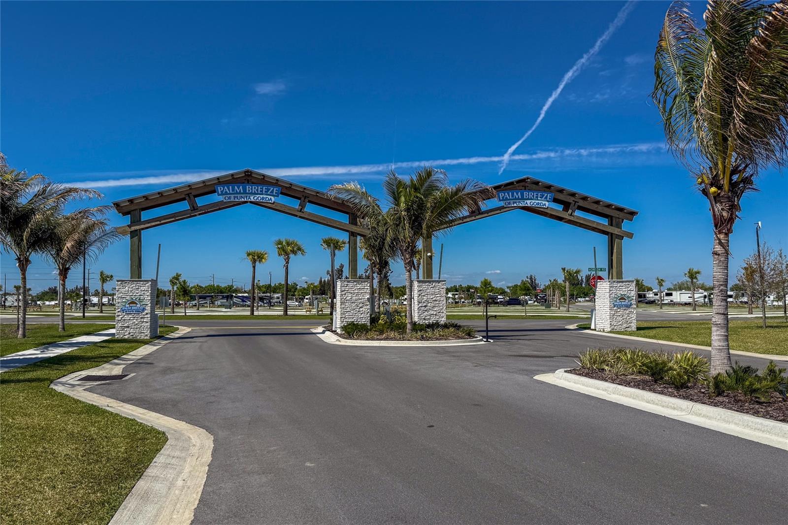 Photo of 443 HORIZON ROAD PUNTA GORDA FL 33982