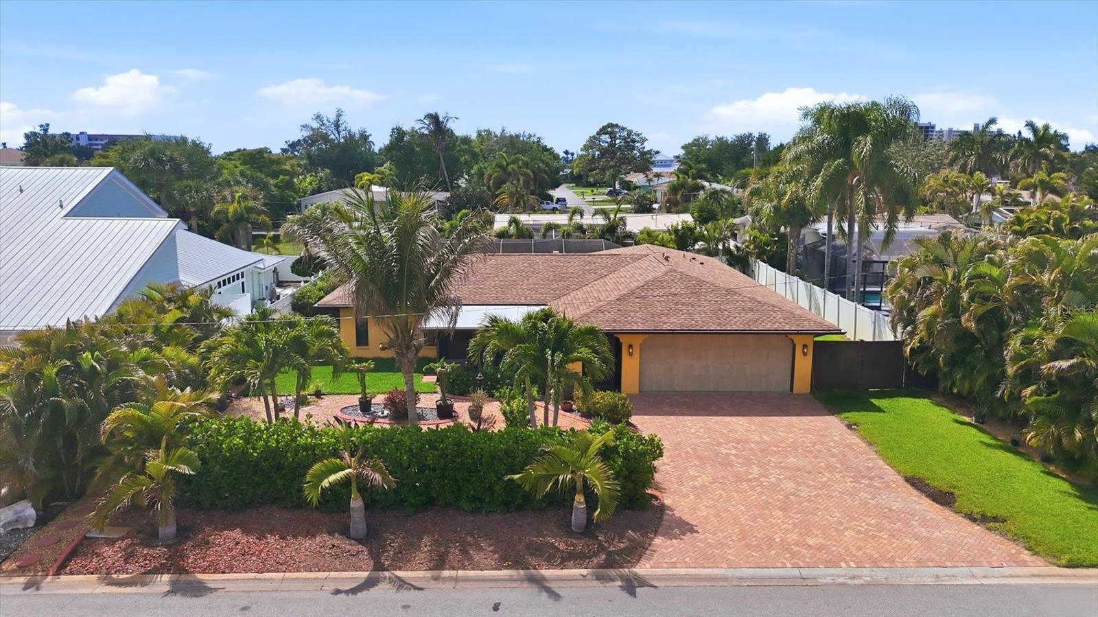 Photo of 440 W GATE DRIVE VENICE FL 34285