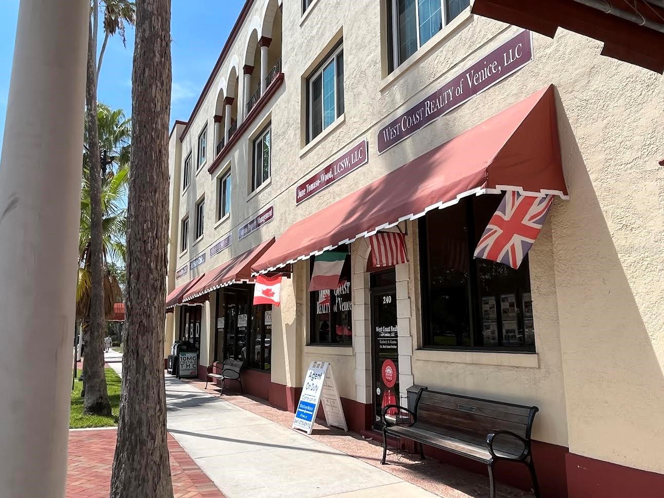 Photo of 240 TAMPA AVENUE #15A VENICE FL 34285