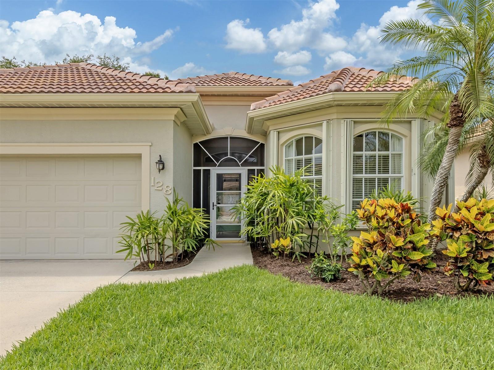 Photo of 128 AMORA AVENUE VENICE FL 34285