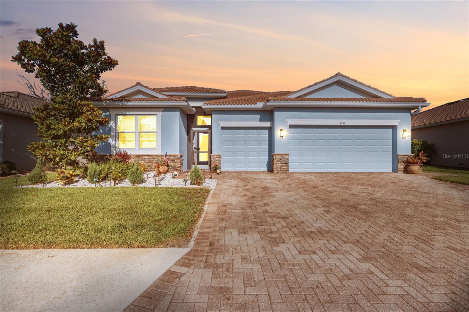 Photo of 1934 MESIC HAMMOCK WAY VENICE FL 34292