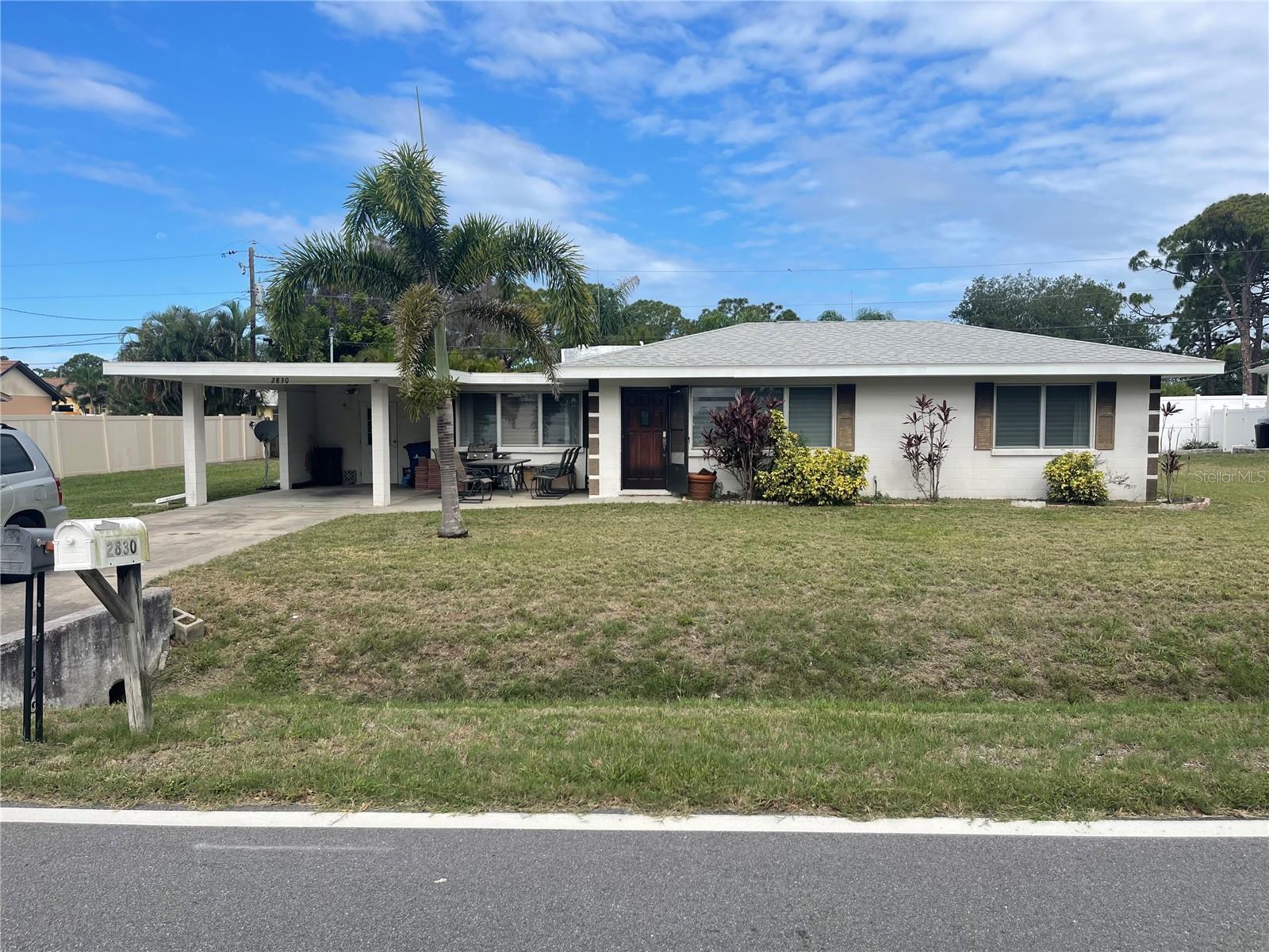 Photo of 2830 SIESTA DRIVE VENICE FL 34293