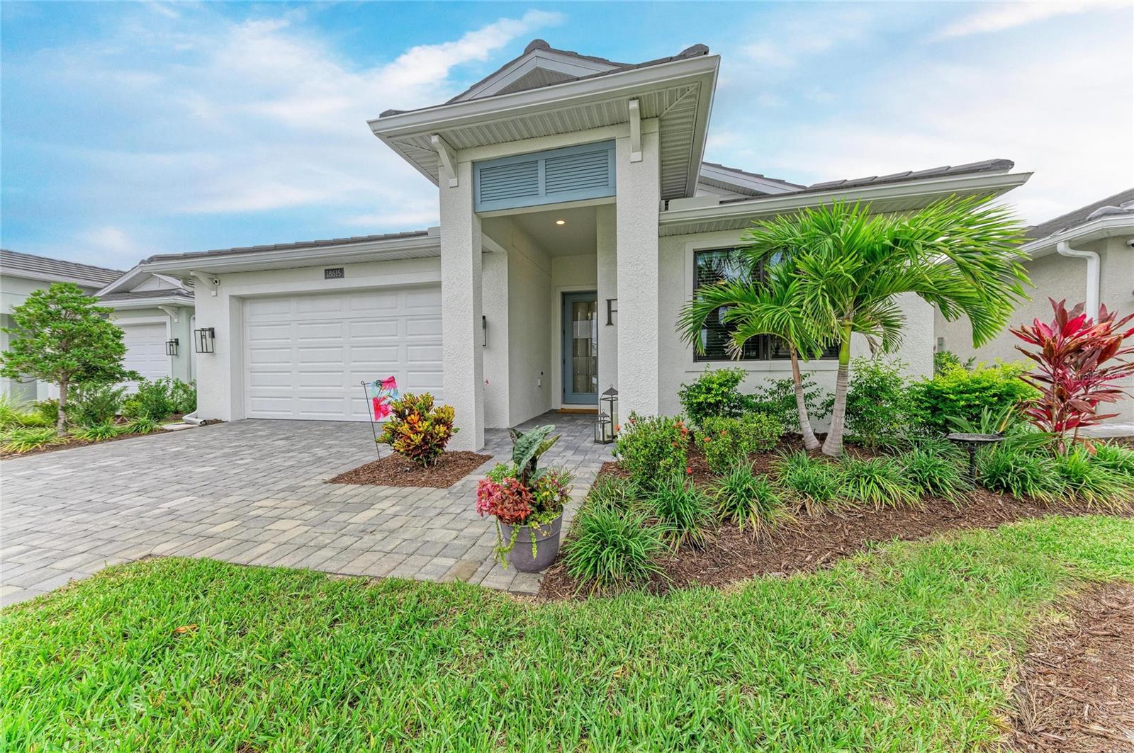 Photo of 18615 MIDSUMMER PLACE VENICE FL 34293