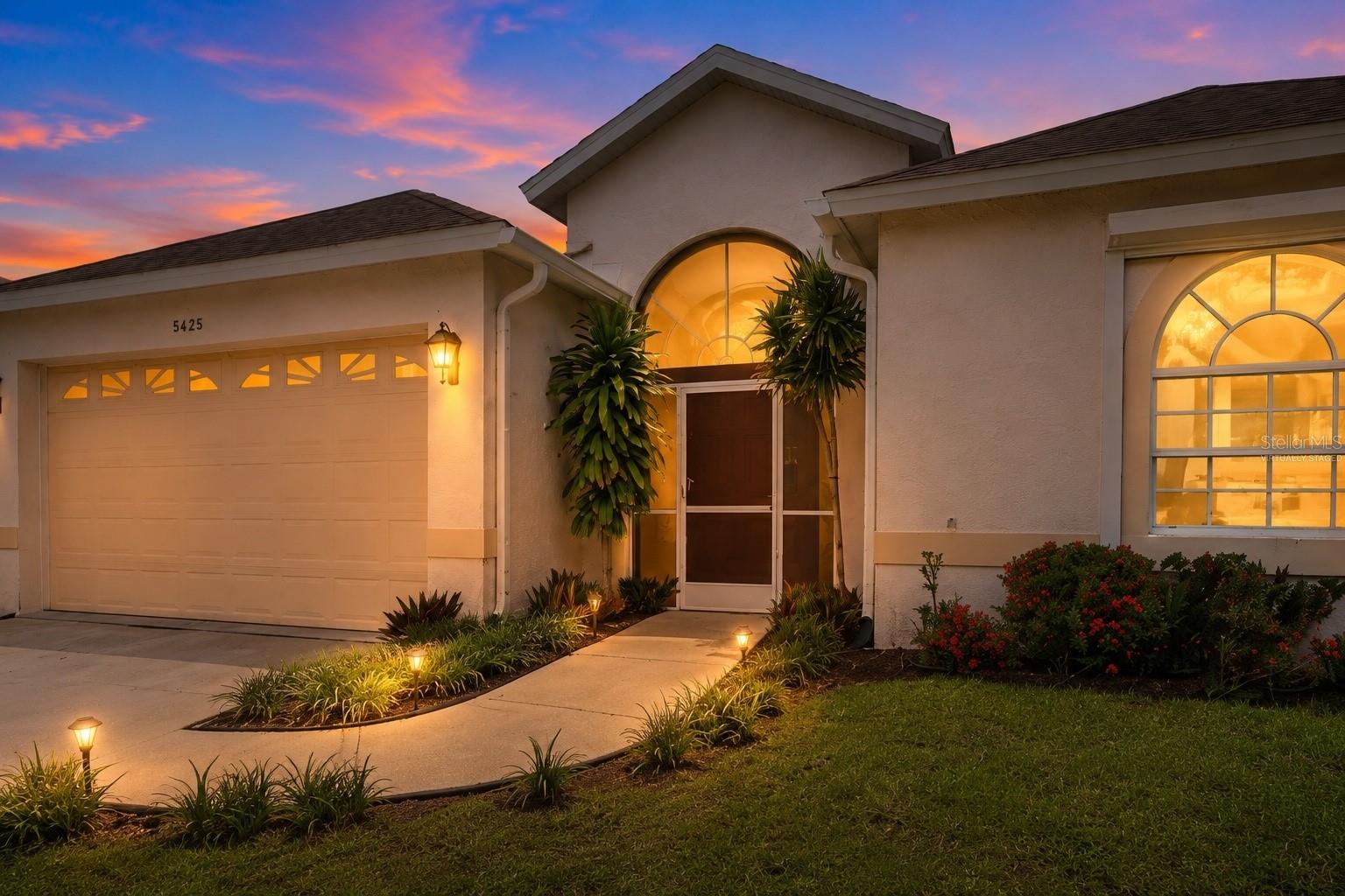 Photo of 5425 MATTHEW COURT SARASOTA FL 34231