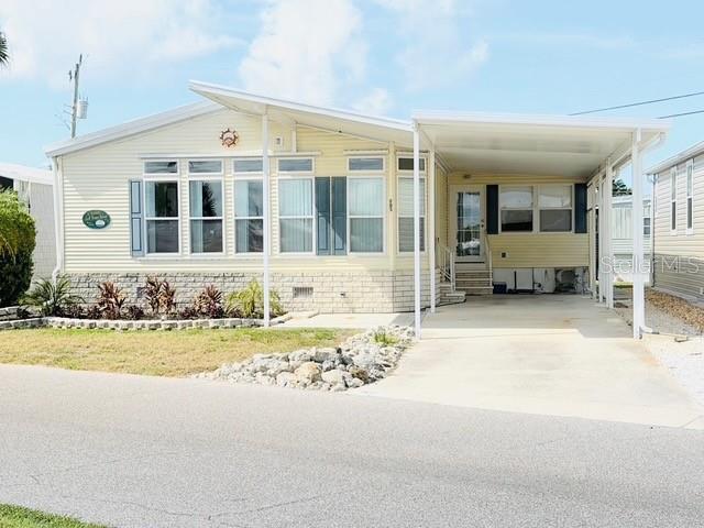 Photo of 805 S WATERWAY VENICE FL 34285