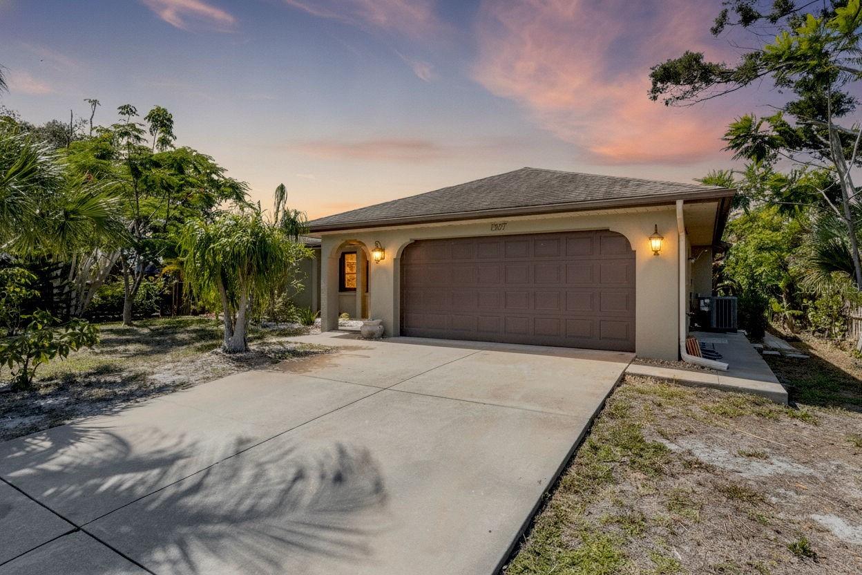 Photo of 1357 LE PERA ROAD ENGLEWOOD FL 34223
