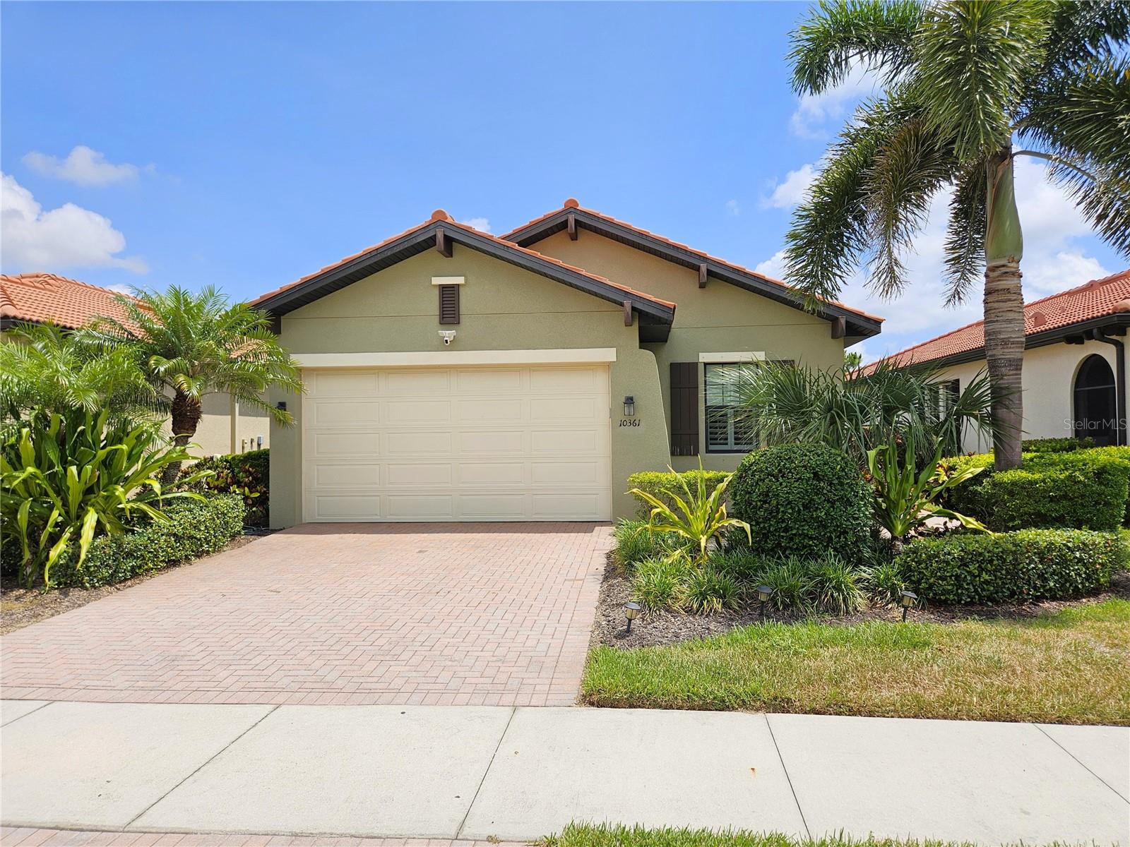 Photo of 10361 CROOKED CREEK DRIVE VENICE FL 34293