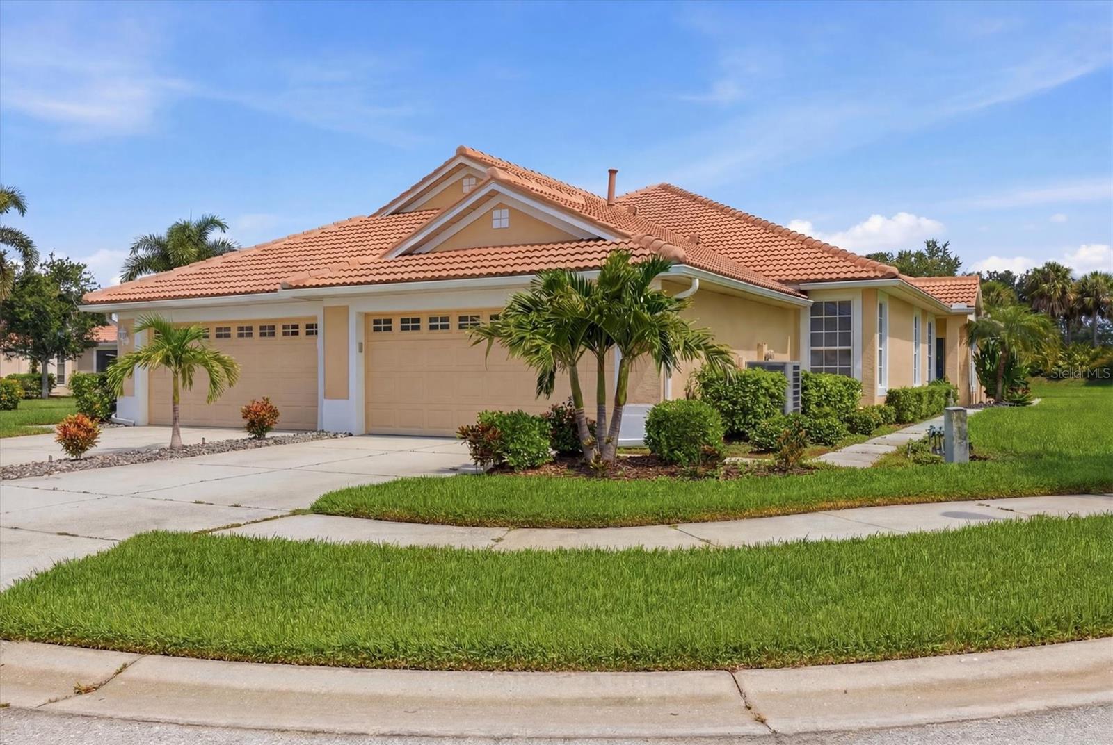 Photo of 5613 HIDDEN OAK COURT NORTH PORT FL 34287