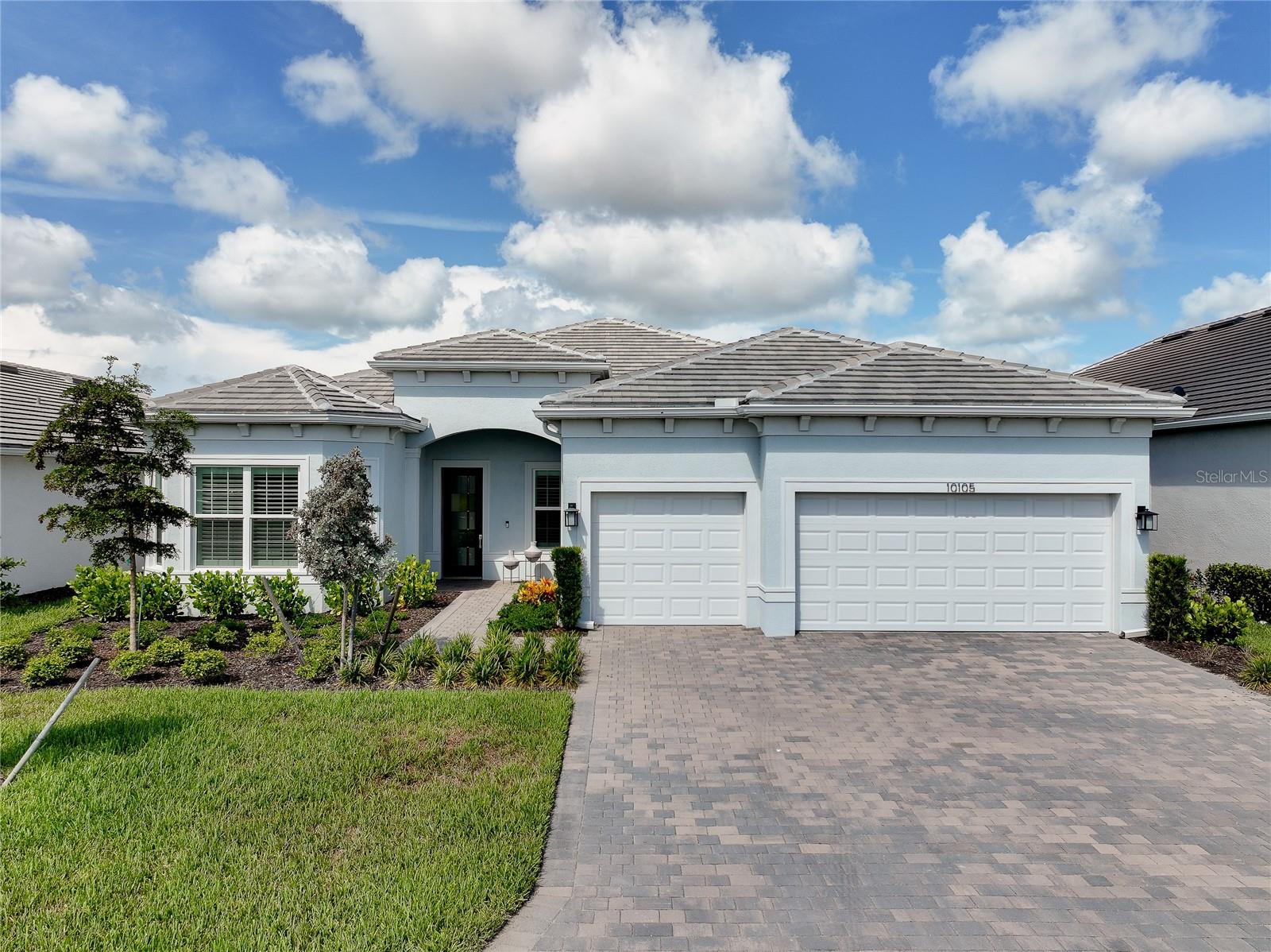 Photo of 10105 BEACHWALK DRIVE ENGLEWOOD FL 34223
