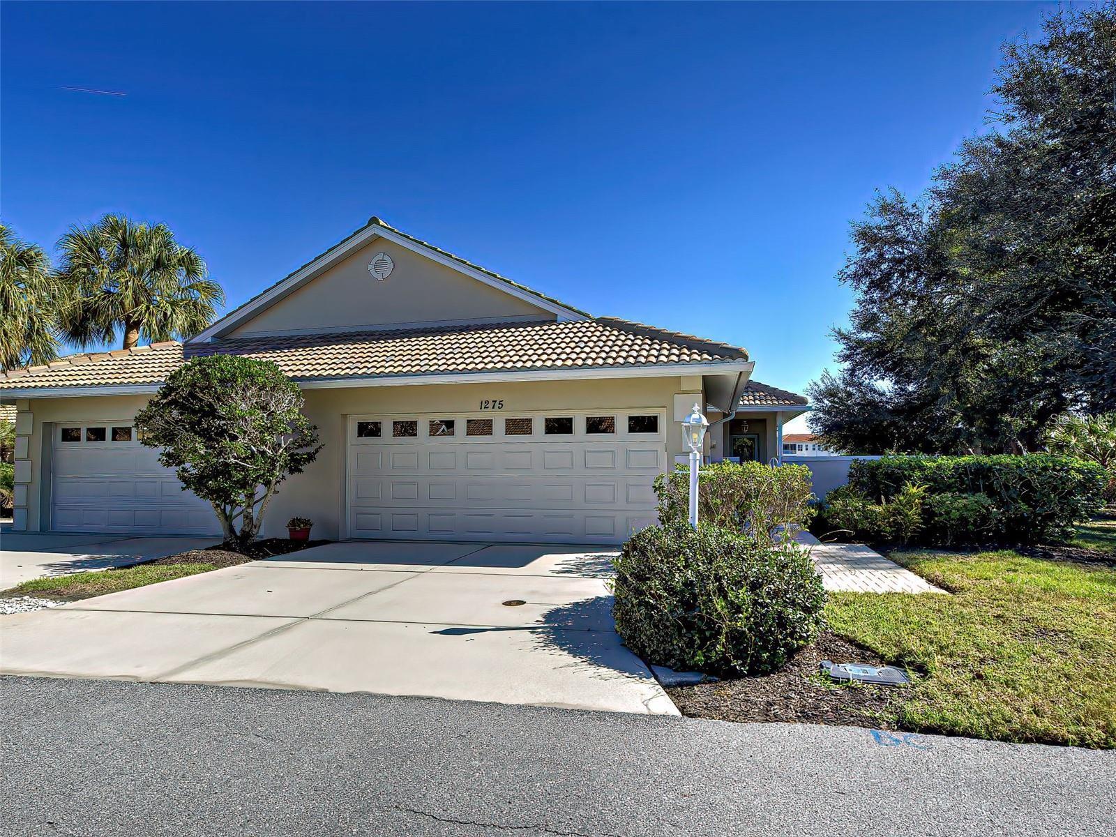 Photo of 1275 BERKSHIRE CIRCLE VENICE FL 34292