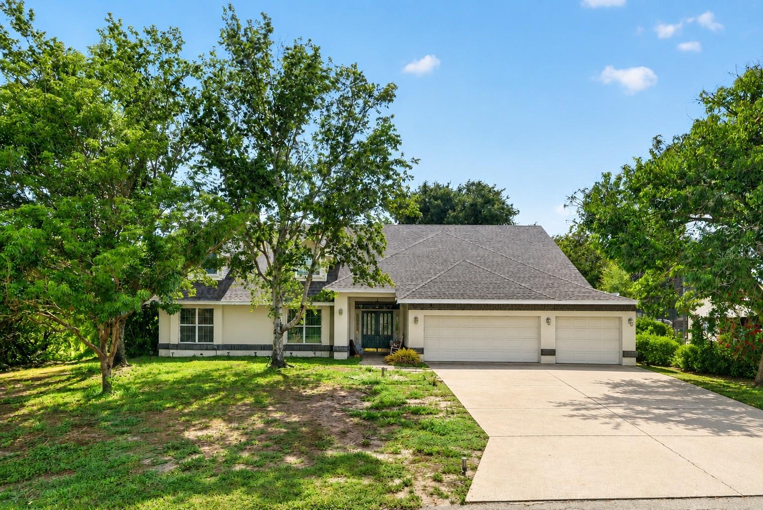 Photo of 421 WILLOW OAK COURT FORT MEADE FL 33841
