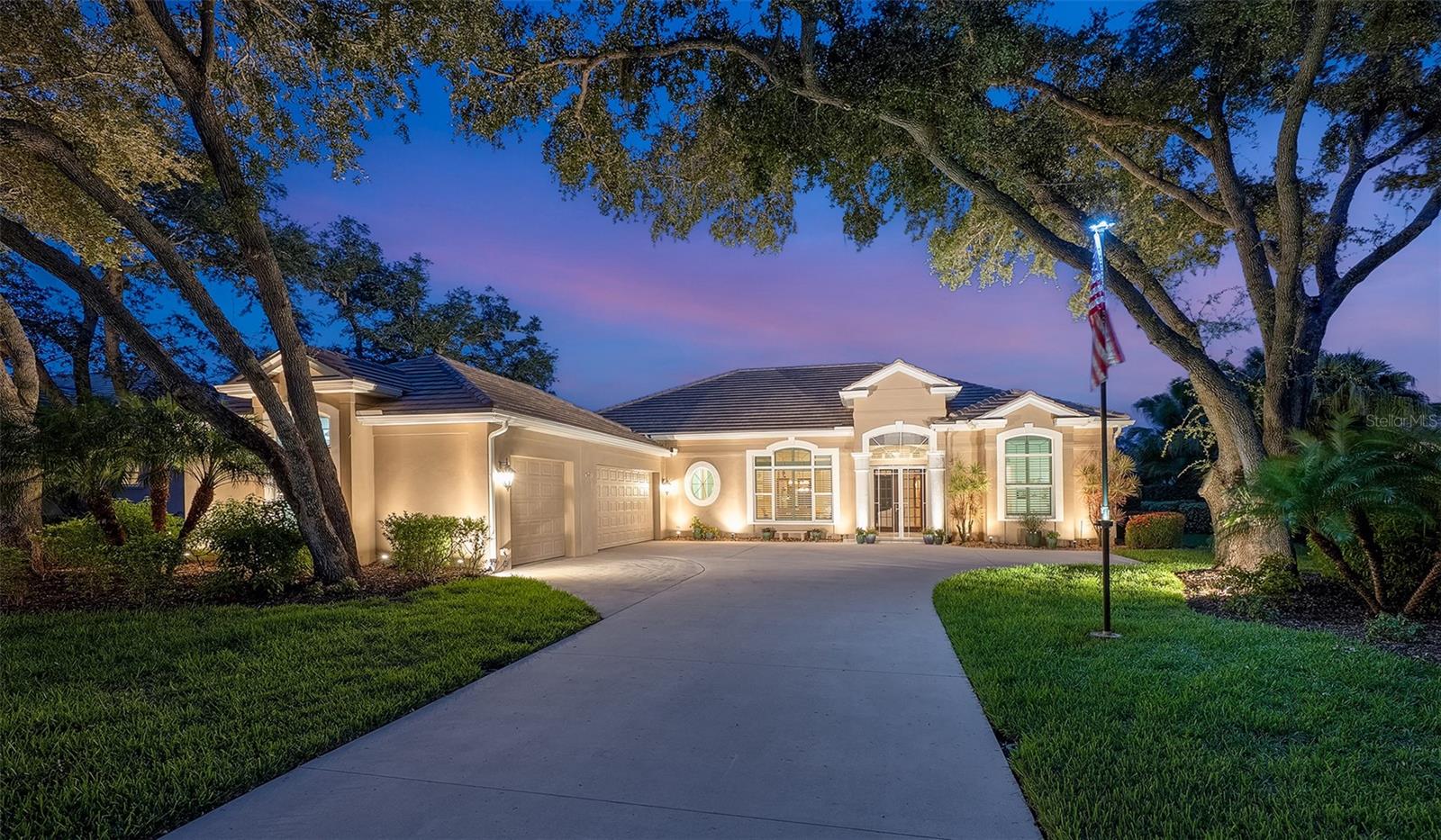 Photo of 11 N CAYMAN ISLES BOULEVARD ENGLEWOOD FL 34223