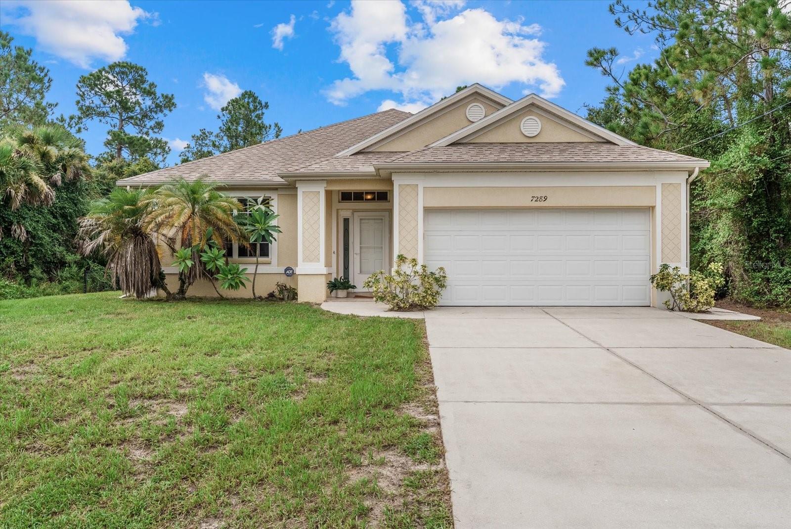 Photo of 7289 TROPICAIRE BLVD NORTH PORT FL 34290