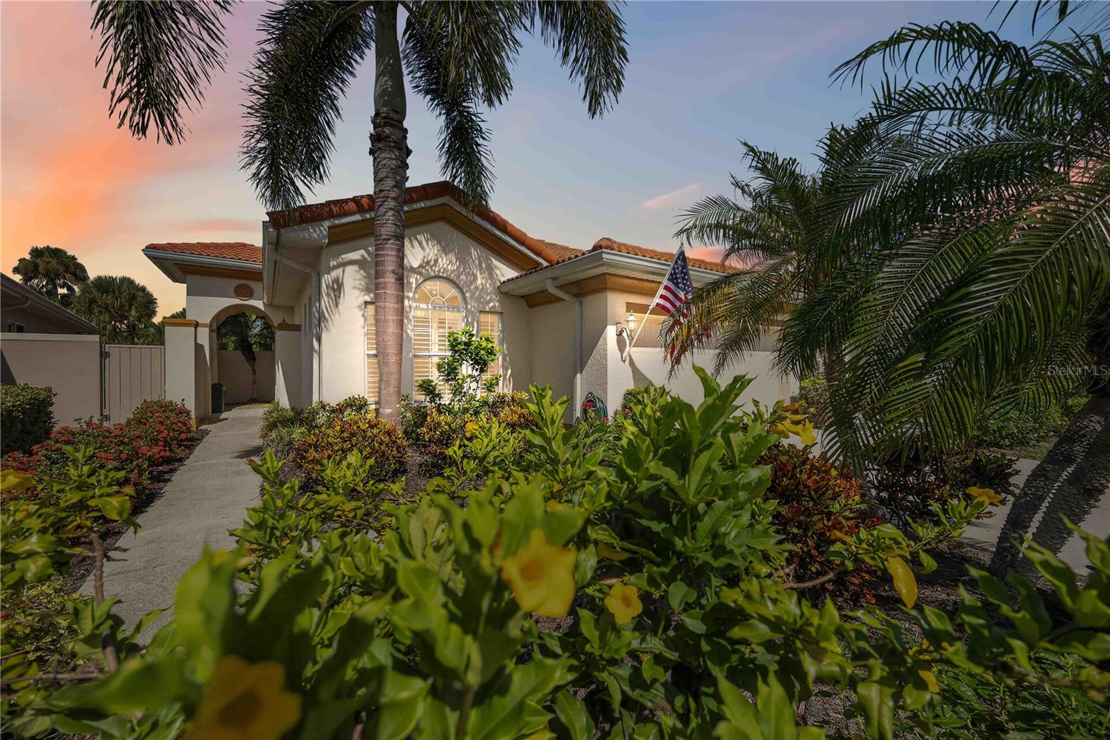 Photo of 225 MESTRE PLACE NORTH VENICE FL 34275