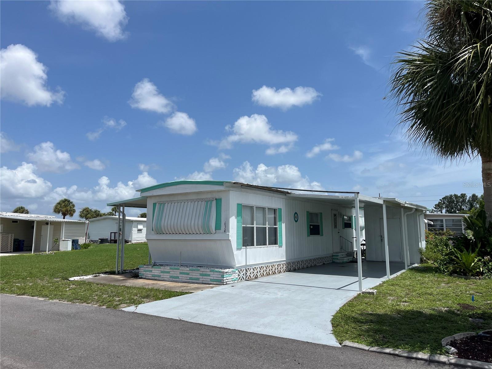 Photo of 634 COMO DRIVE VENICE FL 34285