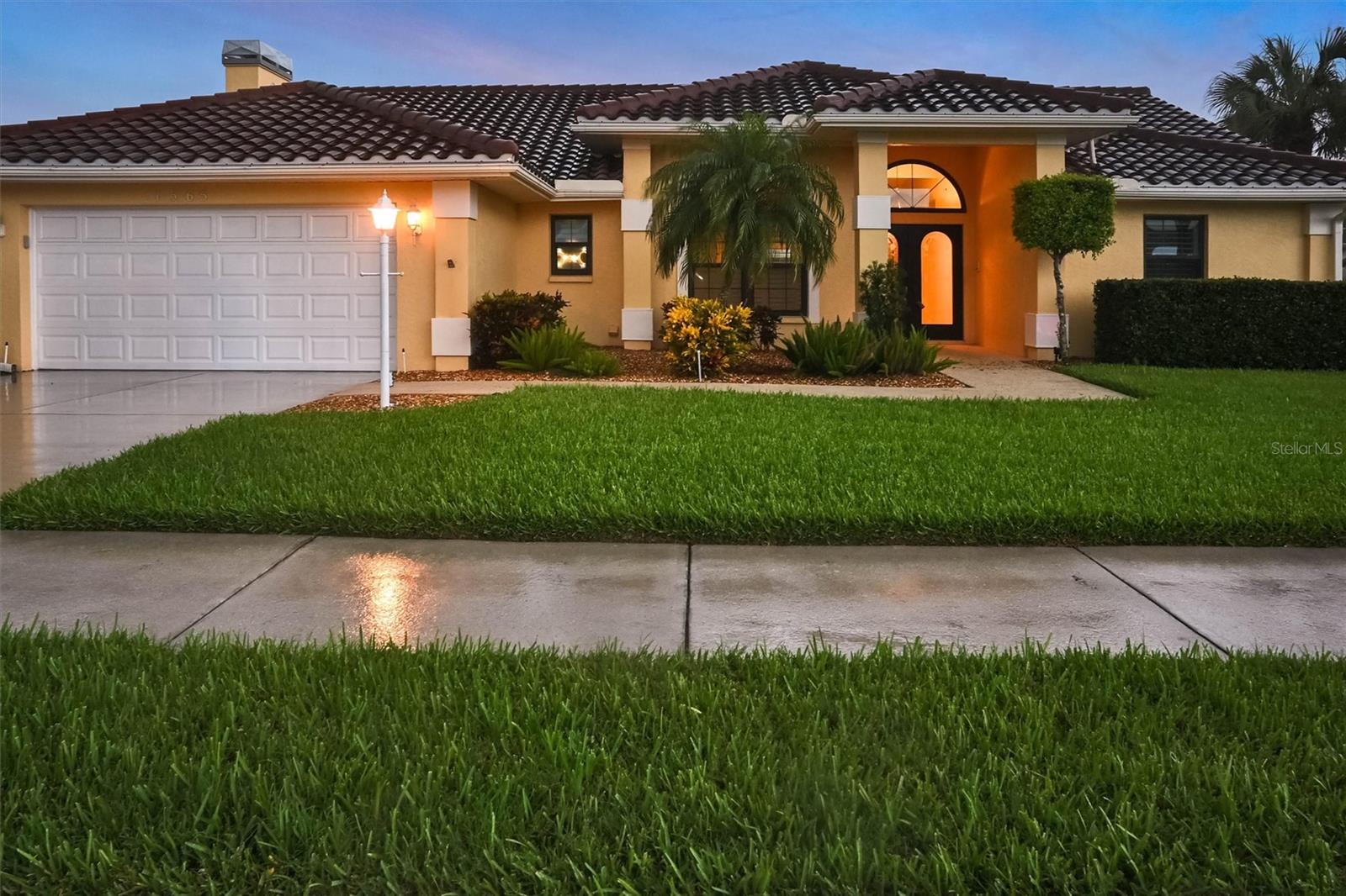 Photo of 1565 WATERFORD DRIVE VENICE FL 34292
