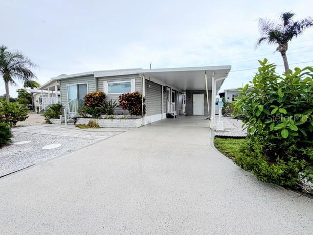 Photo of 801 S WATERWAY VENICE FL 34285