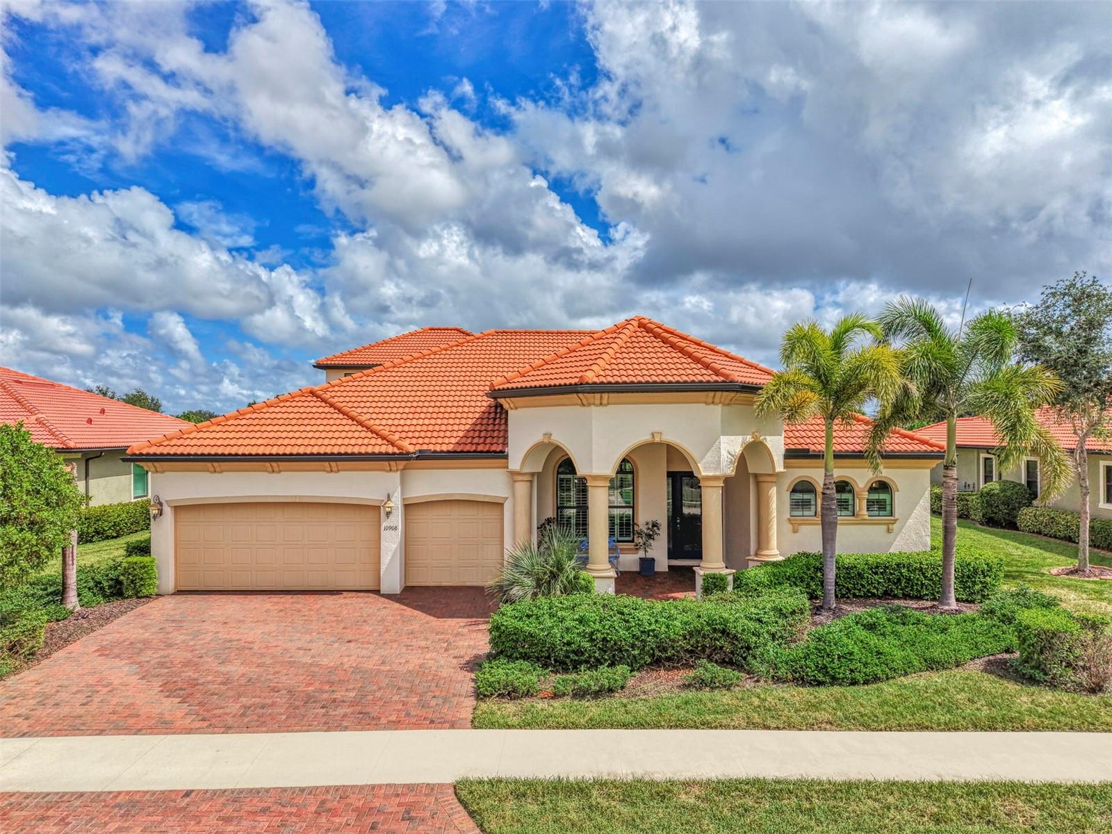 Photo of 10908 BULLRUSH DRIVE VENICE FL 34293