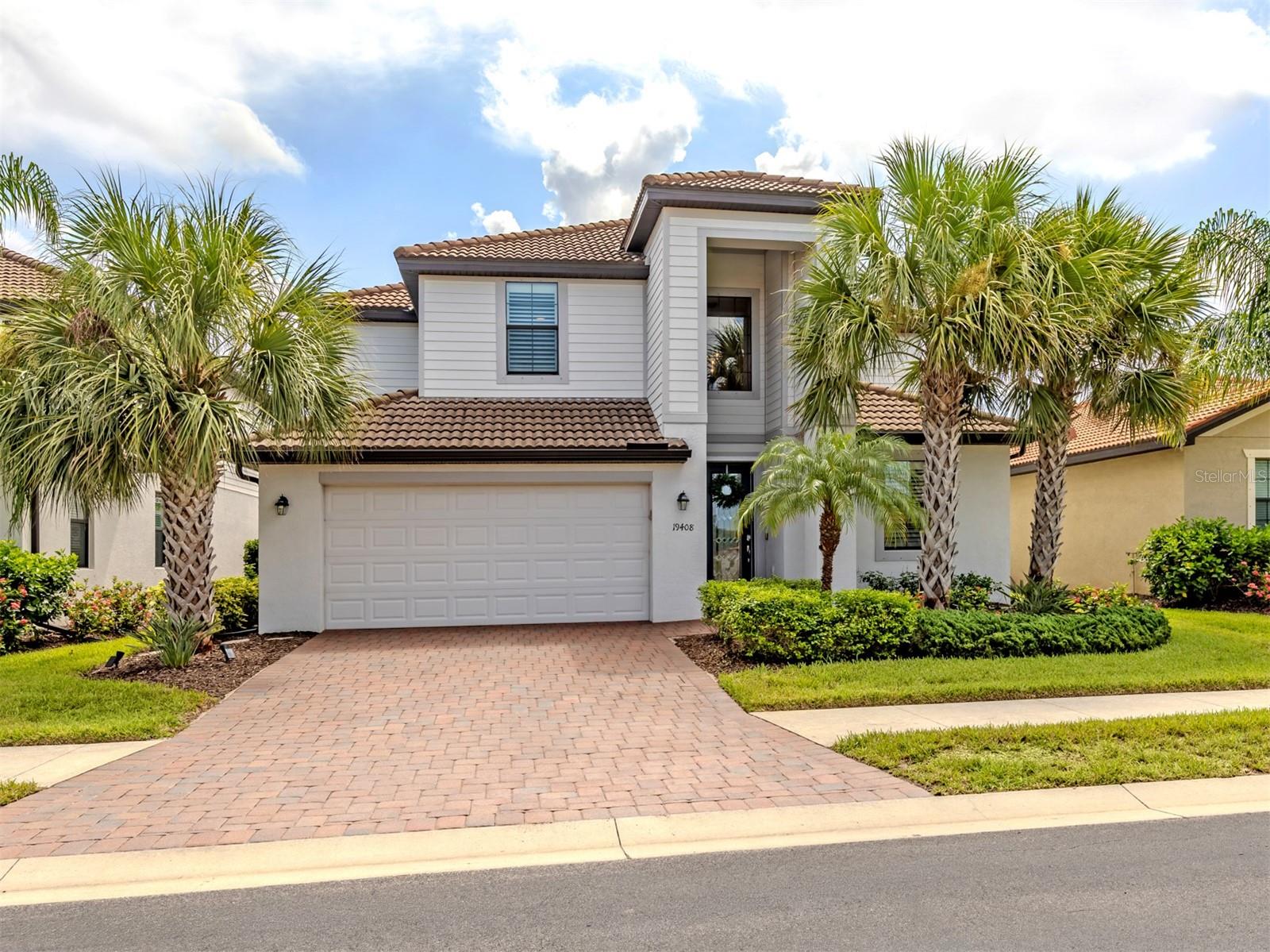 Photo of 19408 BLUFF DRIVE VENICE FL 34292