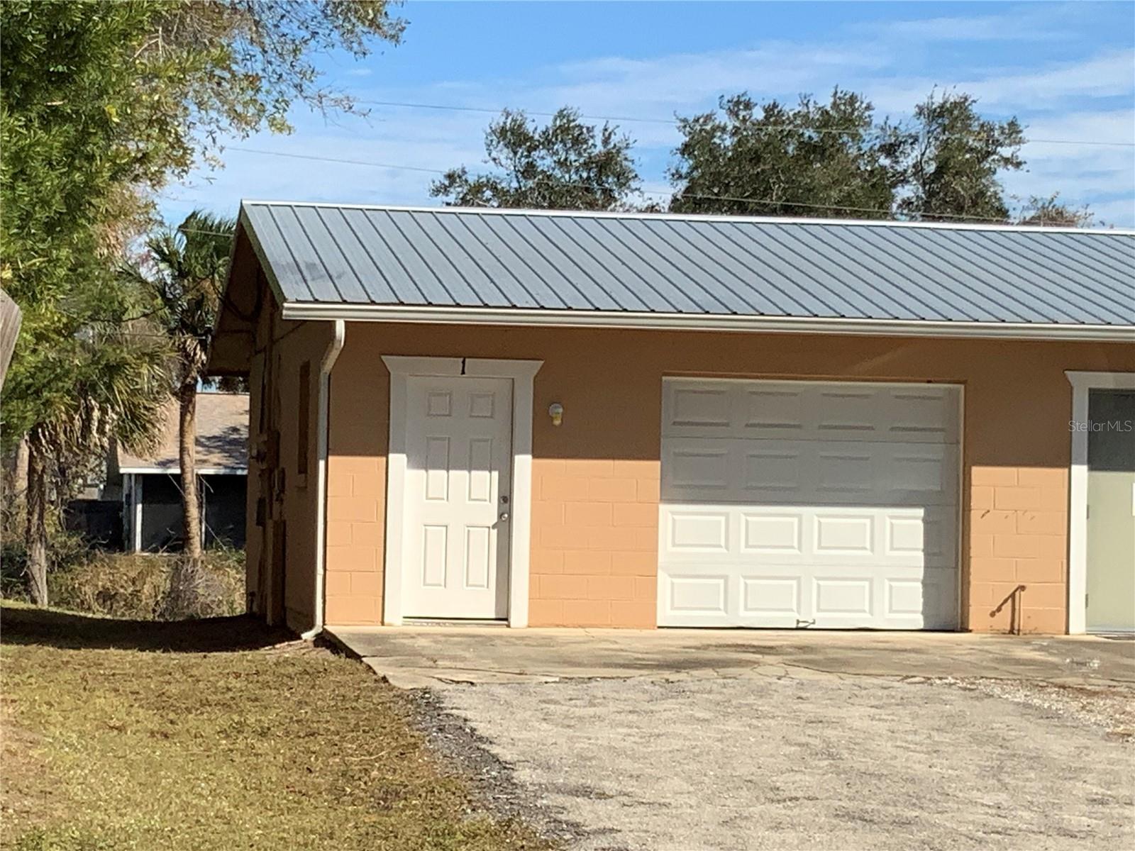 Photo of 2417 GUAVA DRIVE #1 EDGEWATER FL 32141