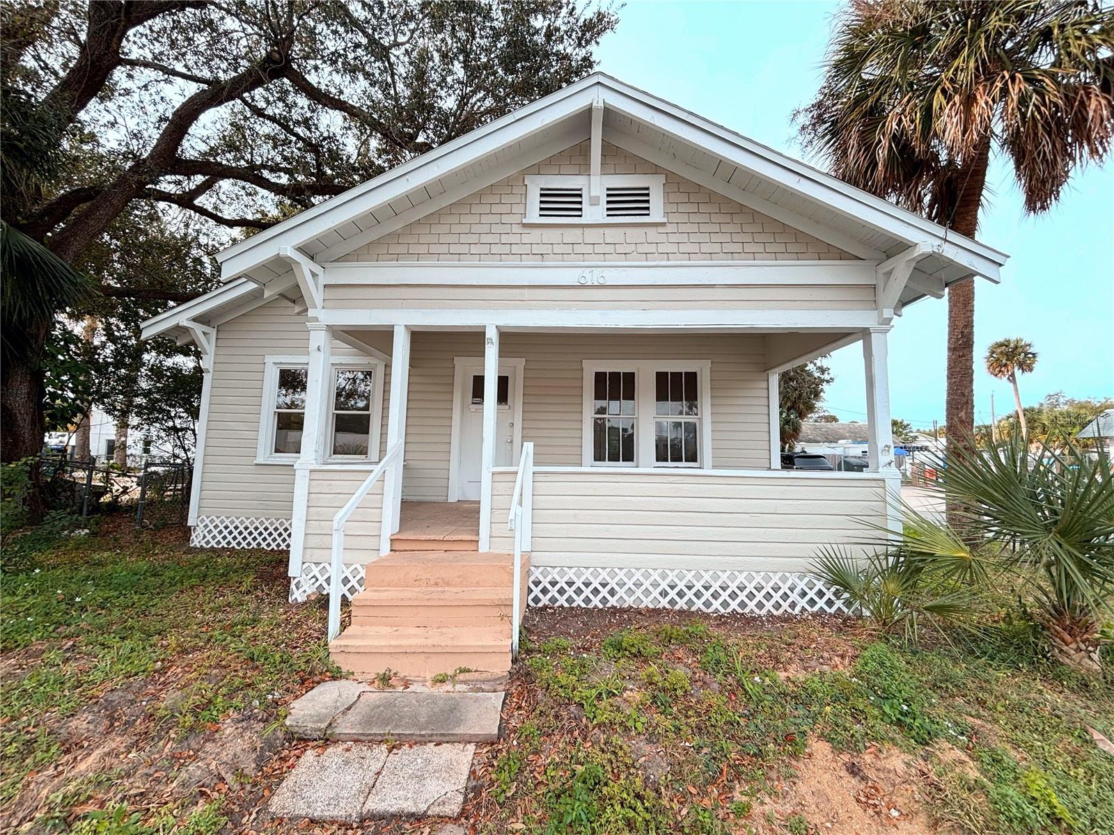 Photo of 616 N DIXIE FREEWAY NEW SMYRNA BEACH FL 32168
