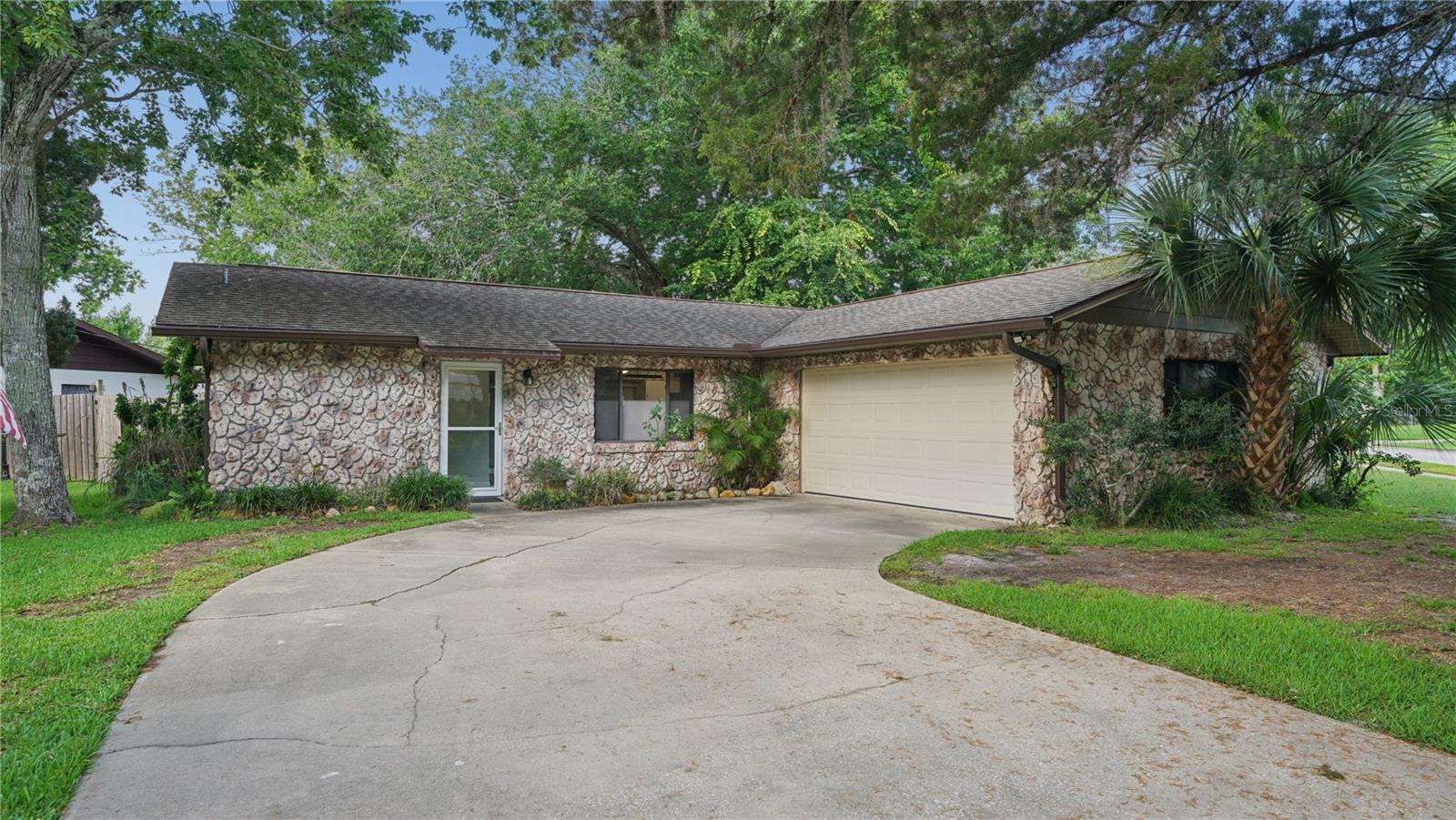 Photo of 1968 RED CEDAR CIRCLE SOUTH DAYTONA FL 32119