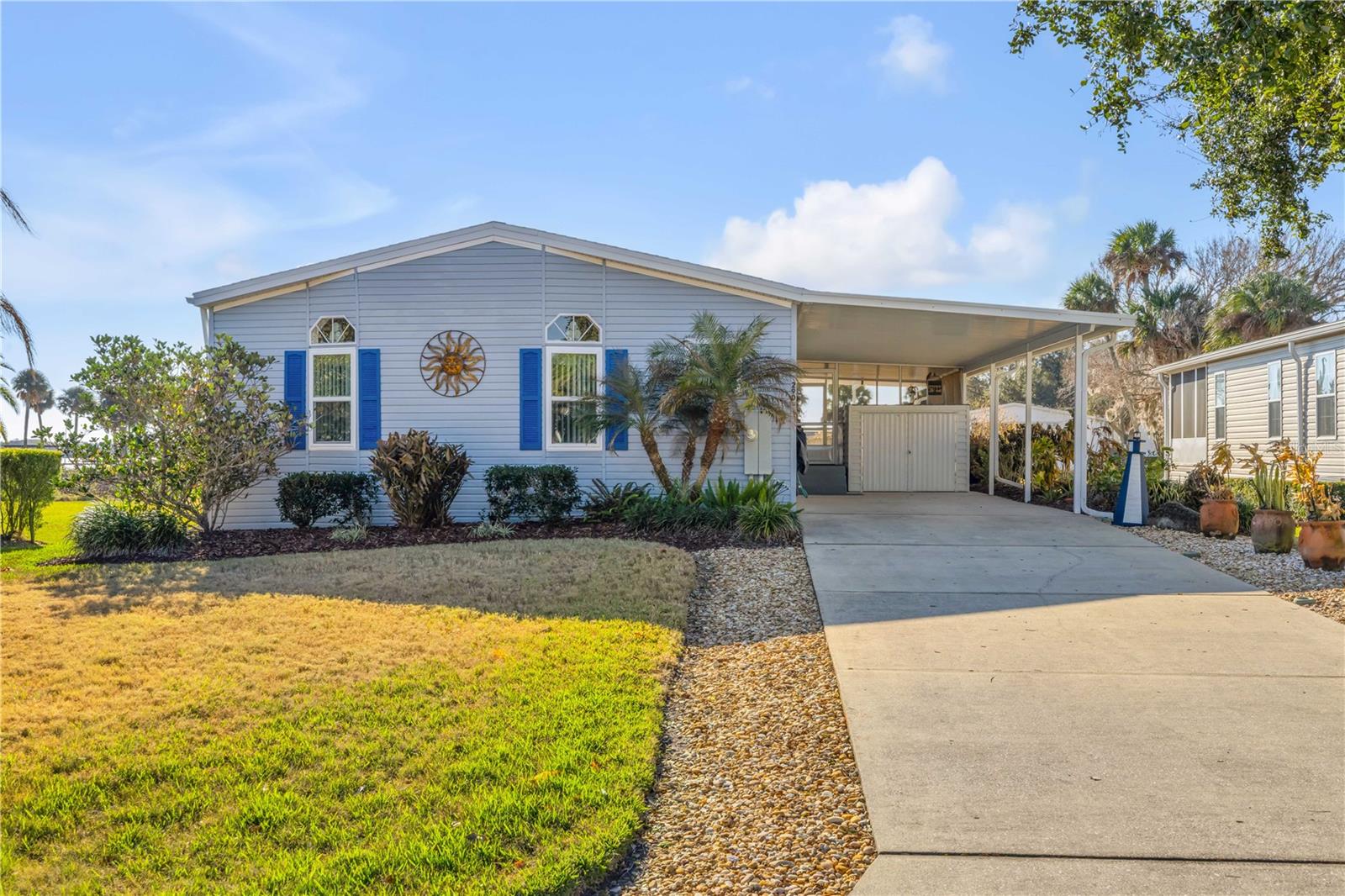 Photo of 290 NAVAJO DRIVE OAK HILL FL 32759