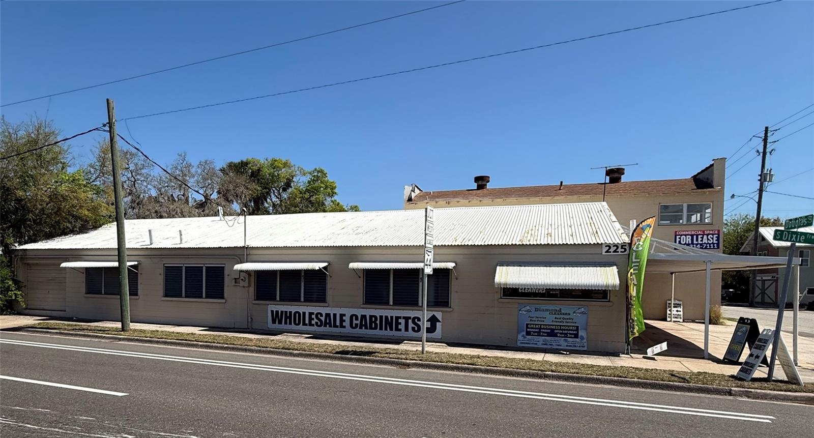 Photo of 225 S DIXIE FREEWAY NEW SMYRNA BEACH FL 32168