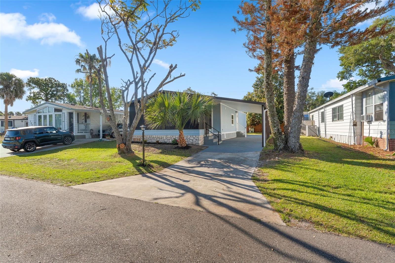 Photo of 142 N INDIAN RIVER DRIVE EDGEWATER FL 32141