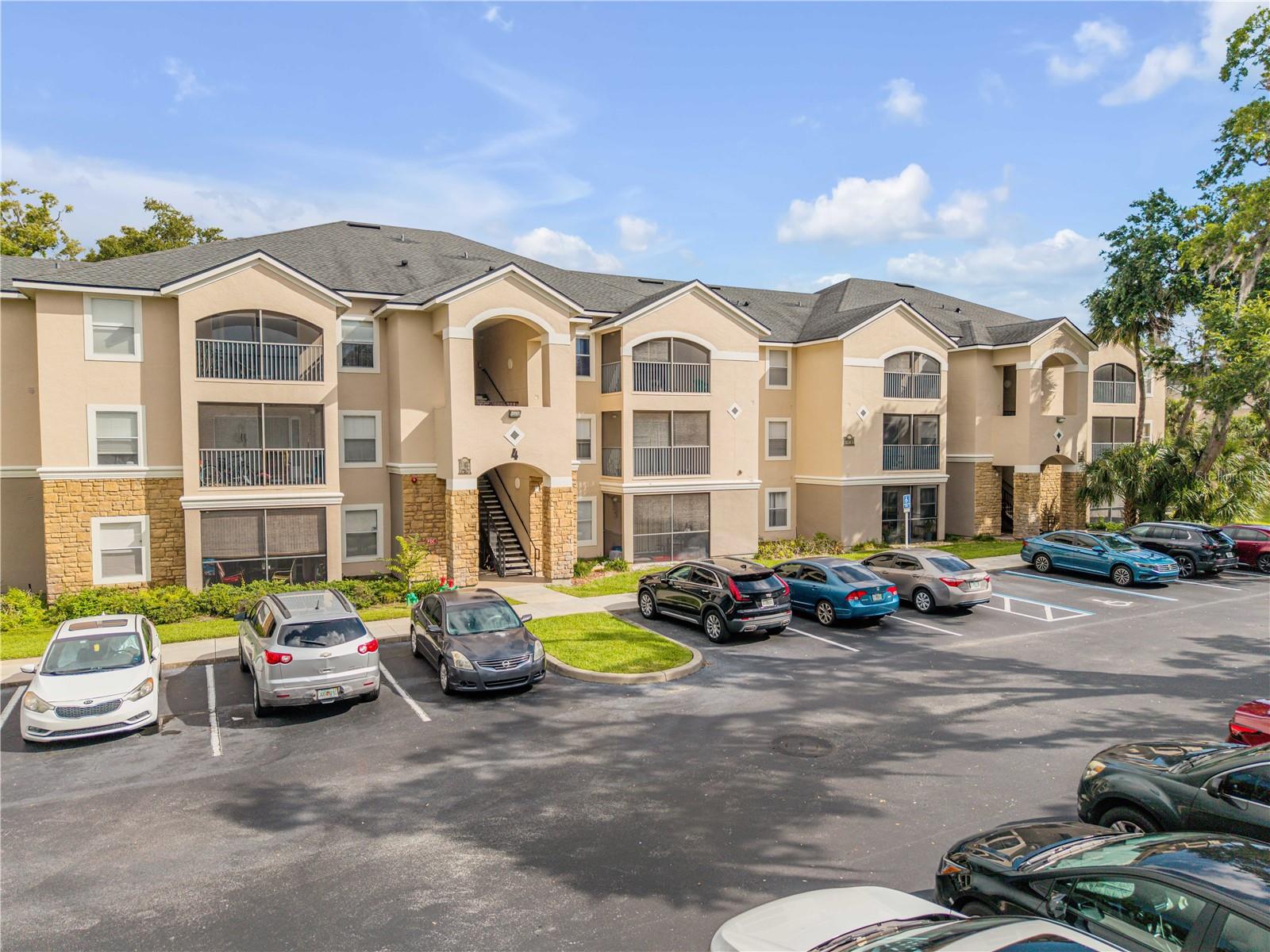 Photo of 940 VILLAGE TRAIL #4-306 PORT ORANGE FL 32127