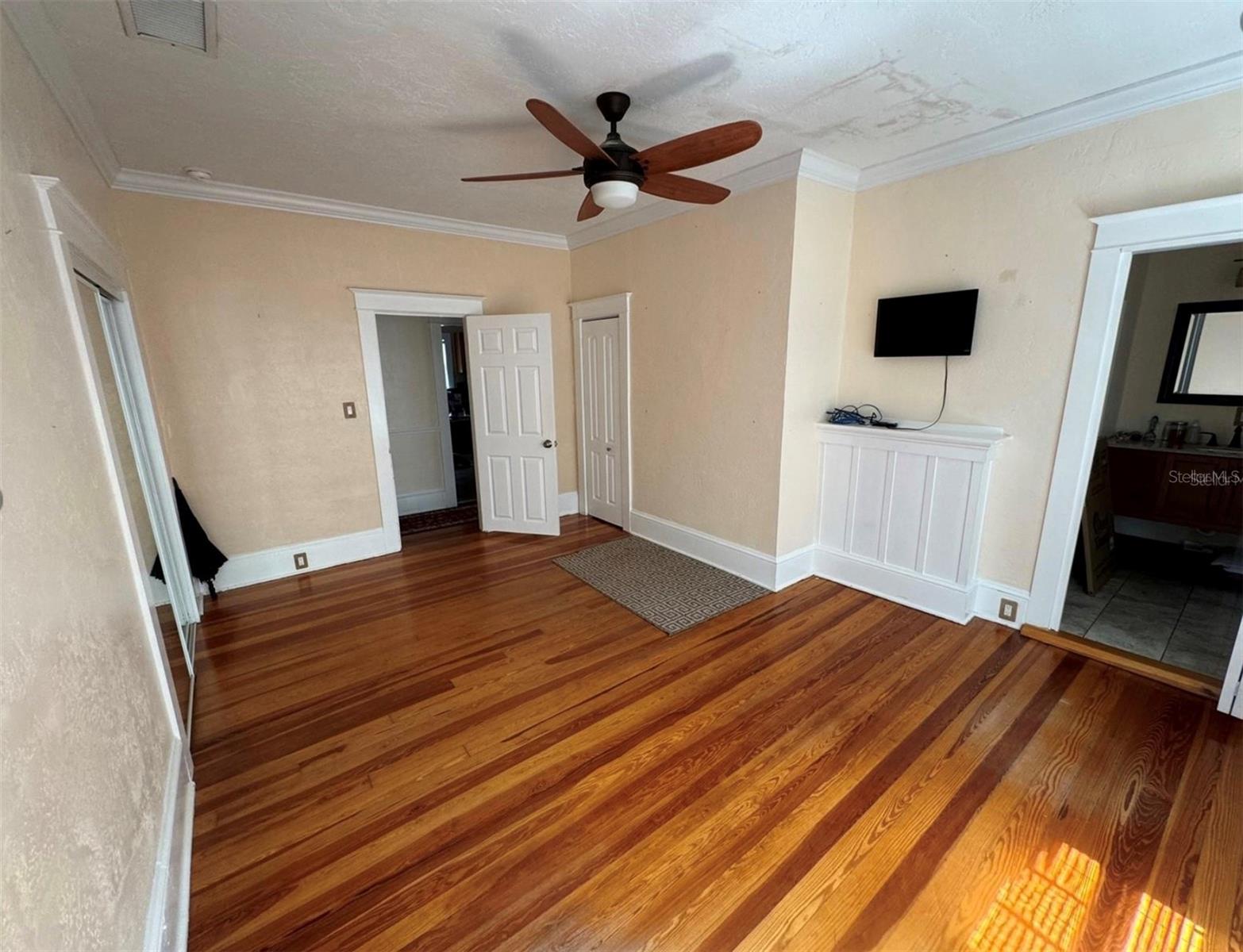 Photo of 318 PALMETTO STREET NEW SMYRNA BEACH FL 32168