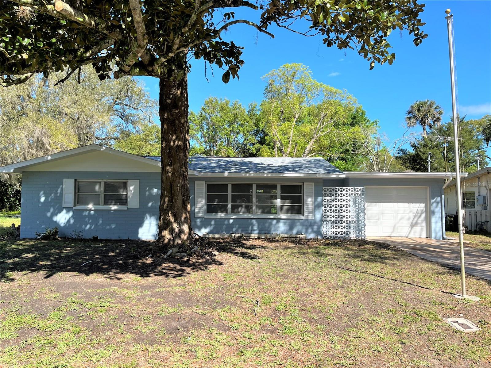 Photo of 305 TRUDGEON DRIVE NEW SMYRNA BEACH FL 32168