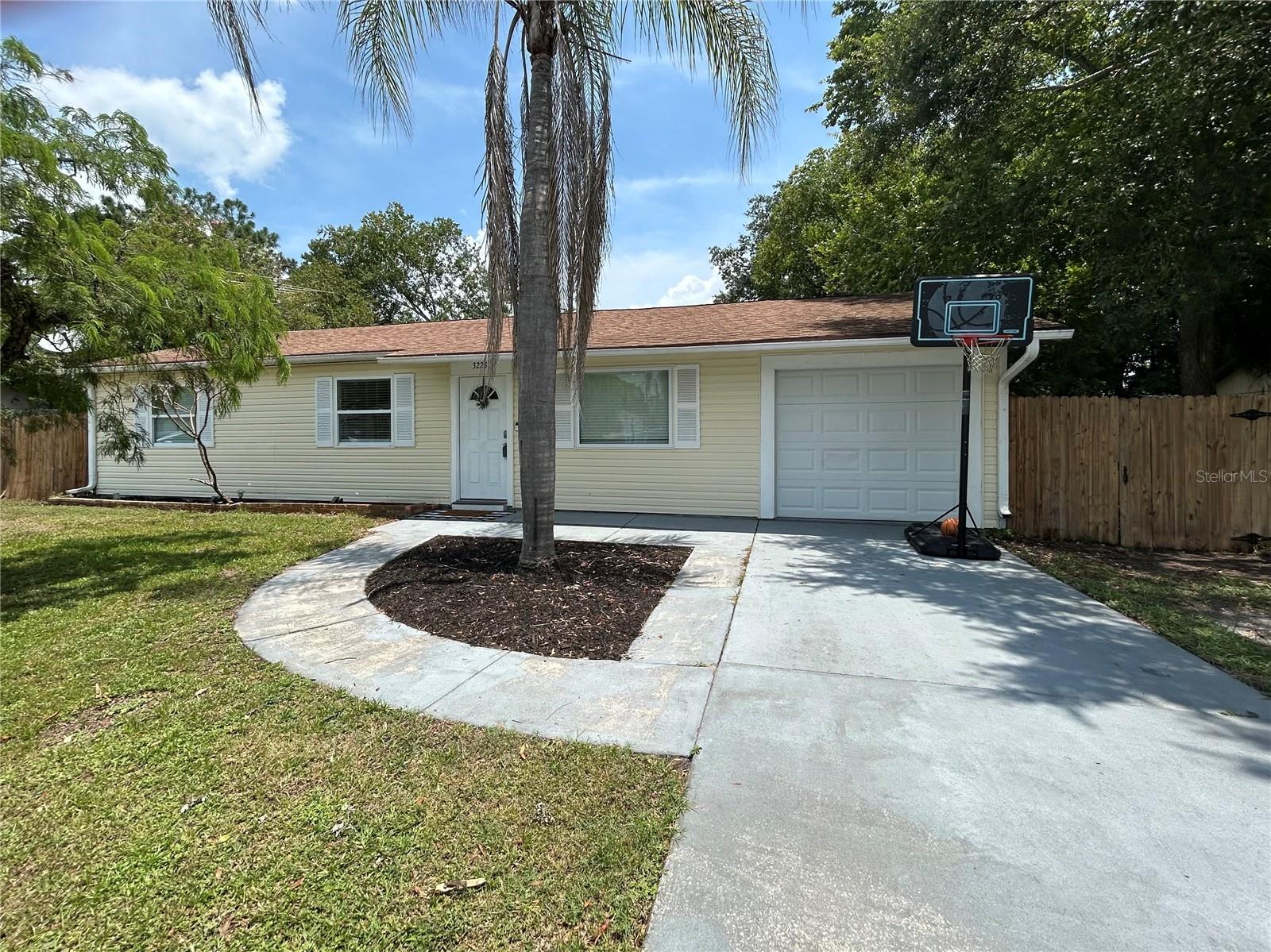 Photo of 3223 UMBRELLA TREE DRIVE EDGEWATER FL 32141