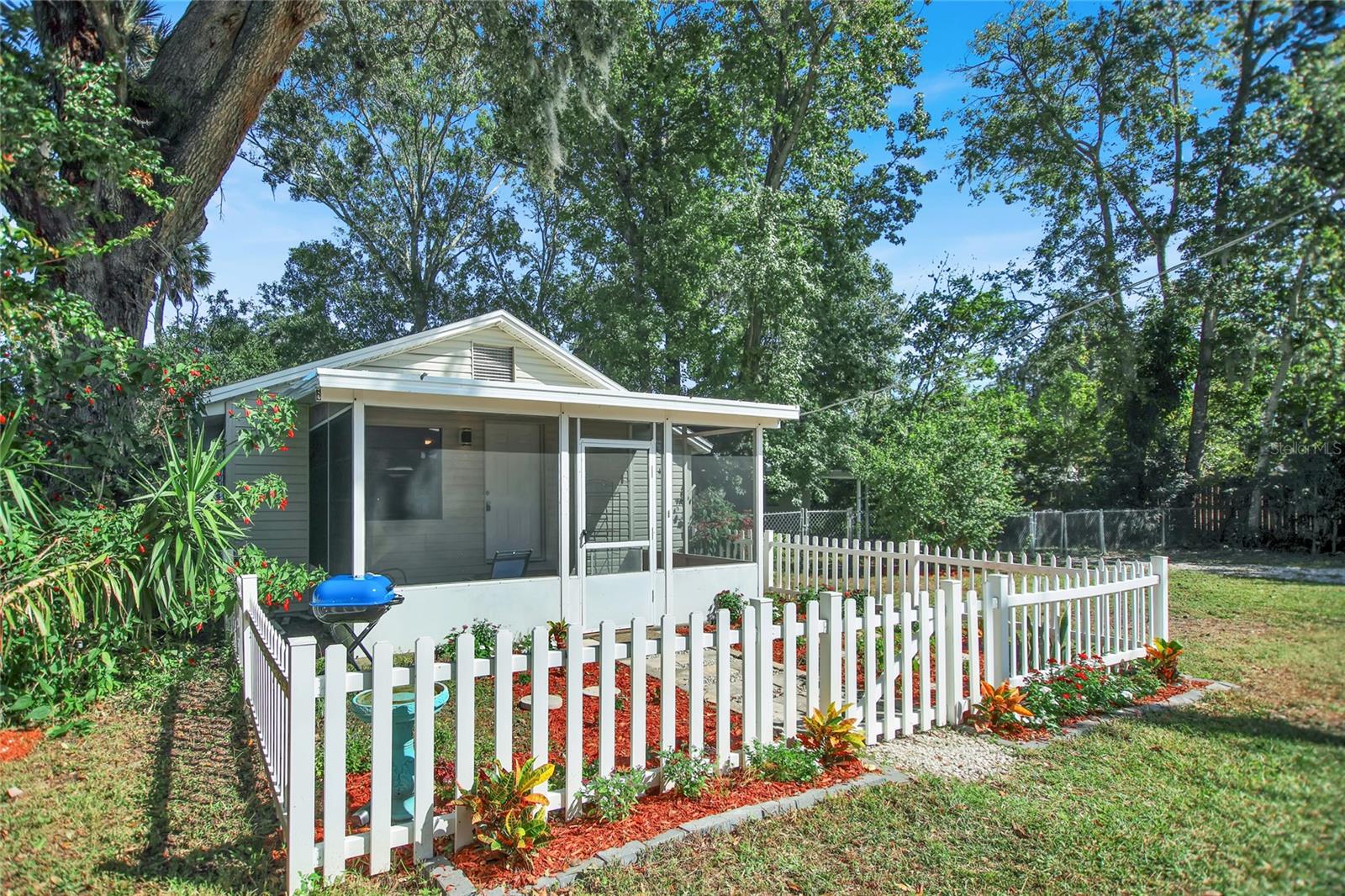 Photo of 847 JASMINE AVENUE HOLLY HILL FL 32117