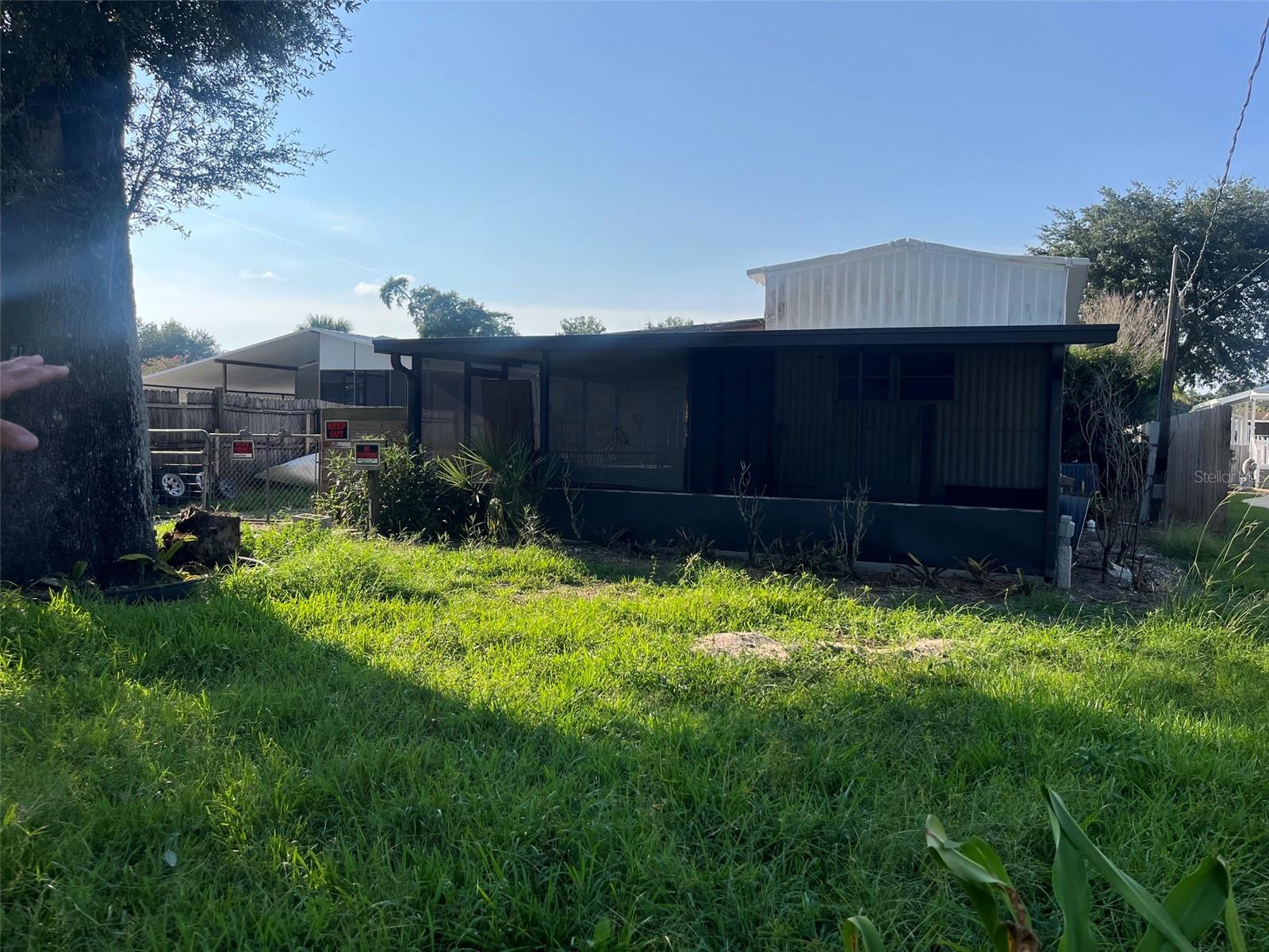 Photo of 214 INDIAN CREEK ROAD OAK HILL FL 32759