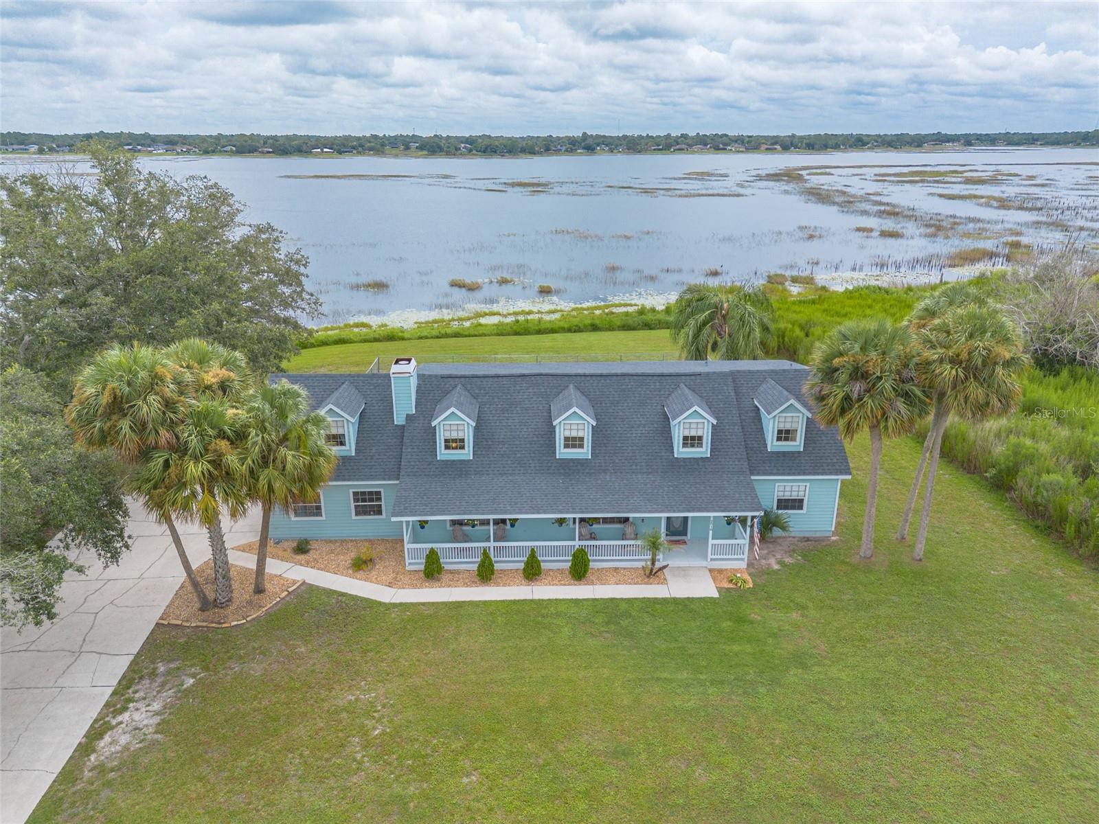 Photo of 2018 MONTERO CIRCLE DELTONA FL 32738