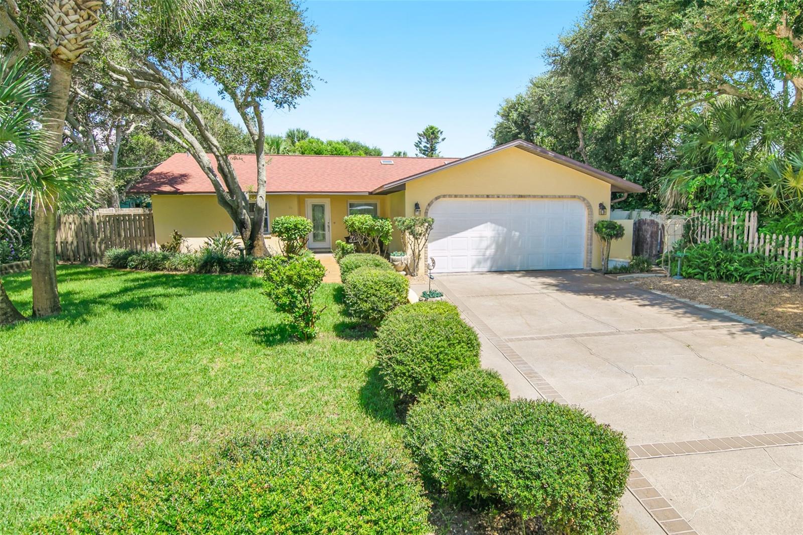 Photo of 66 BEVERLY HILLS AVENUE PONCE INLET FL 32127