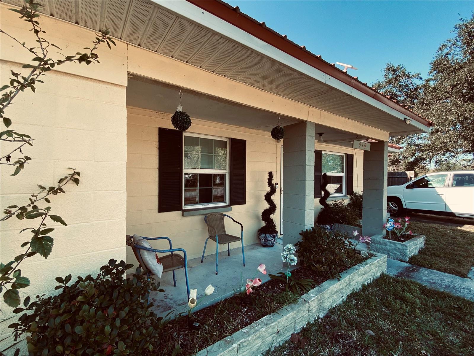 Photo of 910 LAKE AVENUE EDGEWATER FL 32132
