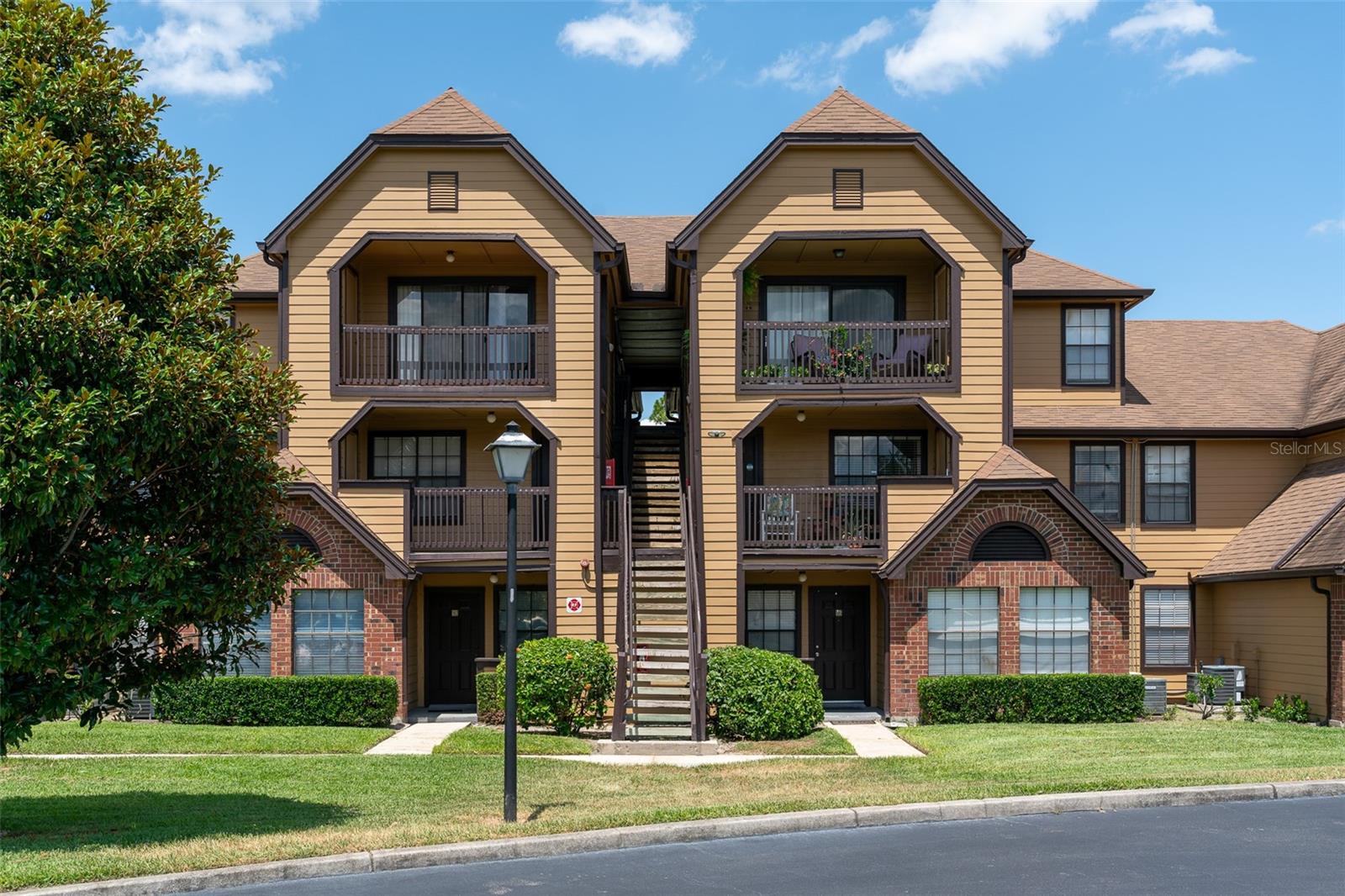 Photo of 320 BLACK OAK COURT #107 ALTAMONTE SPRINGS FL 32701