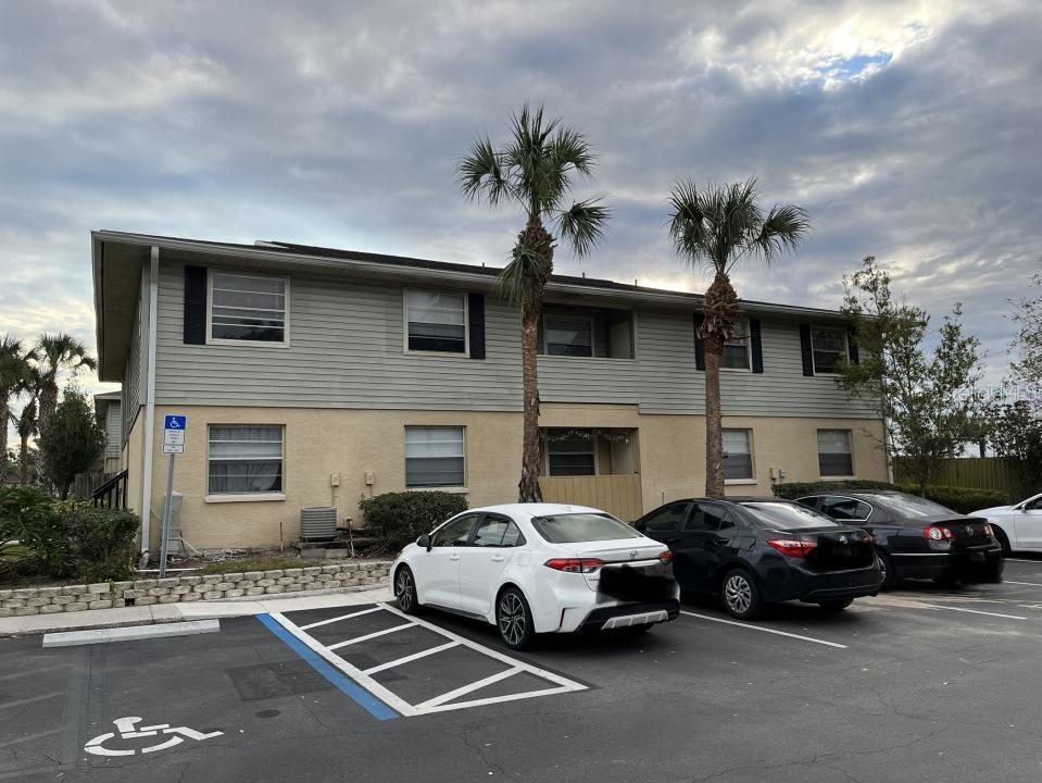 Photo of 624 GOLDEN RAINTREE PLACE #624 BRANDON FL 33510