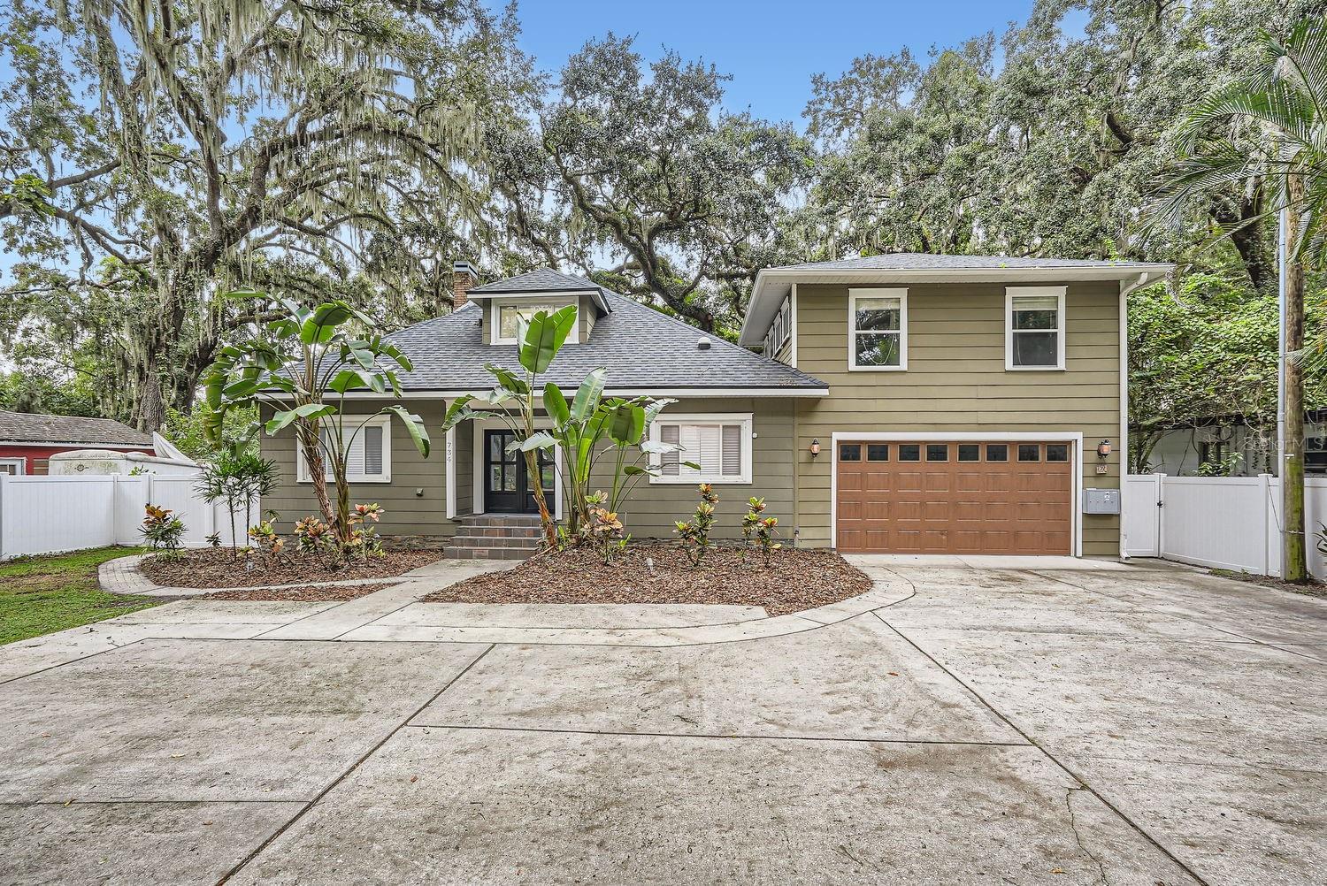 Photo of 734 S MILLS AVENUE ORLANDO FL 32801