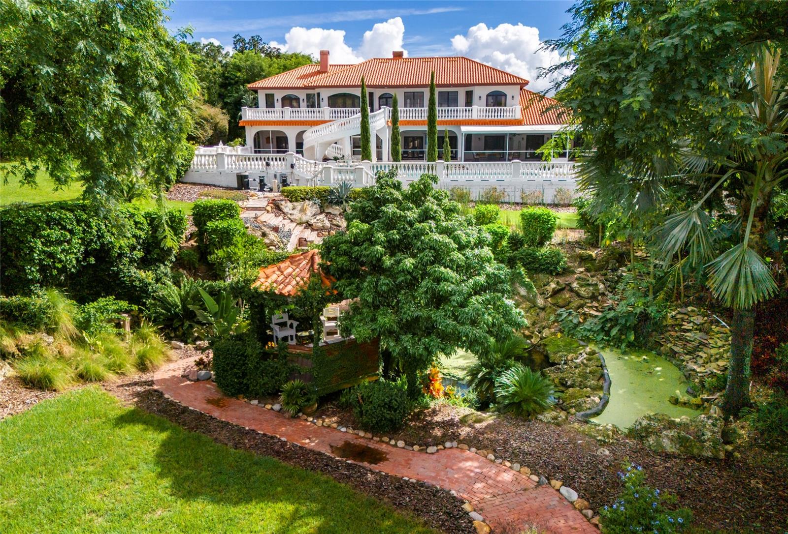Photo of 11148 LANE PARK ROAD TAVARES FL 32778