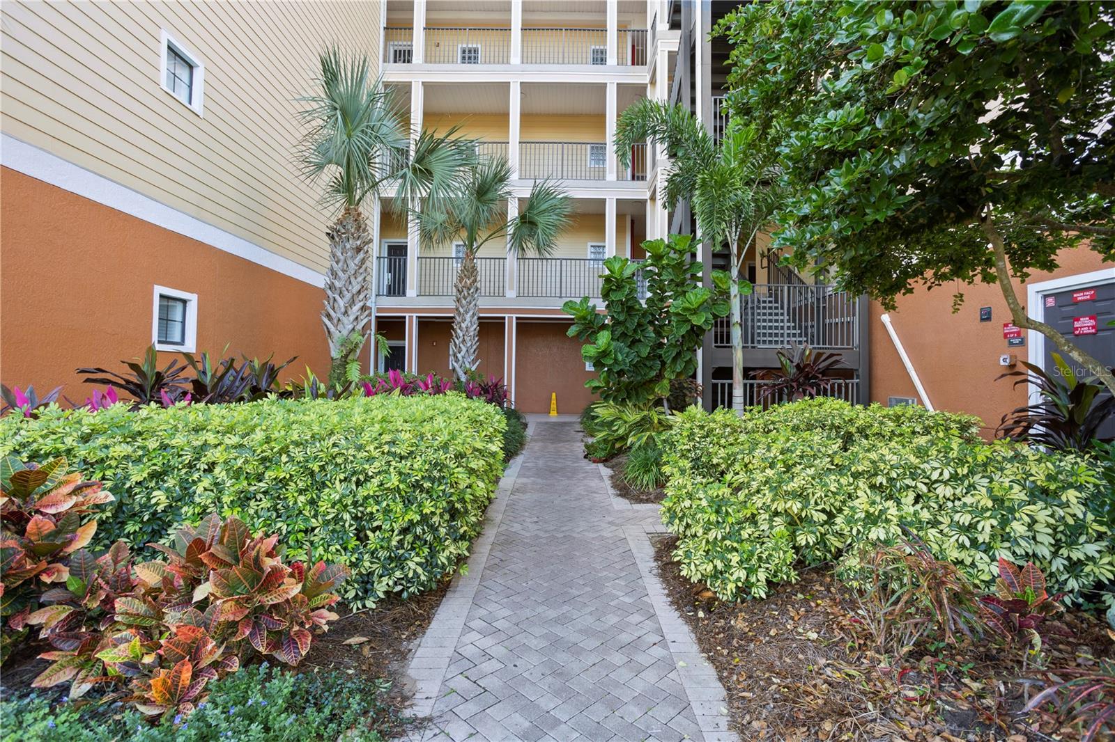 Photo of 3050 PIRATES RETREAT COURT #303 KISSIMMEE FL 34747