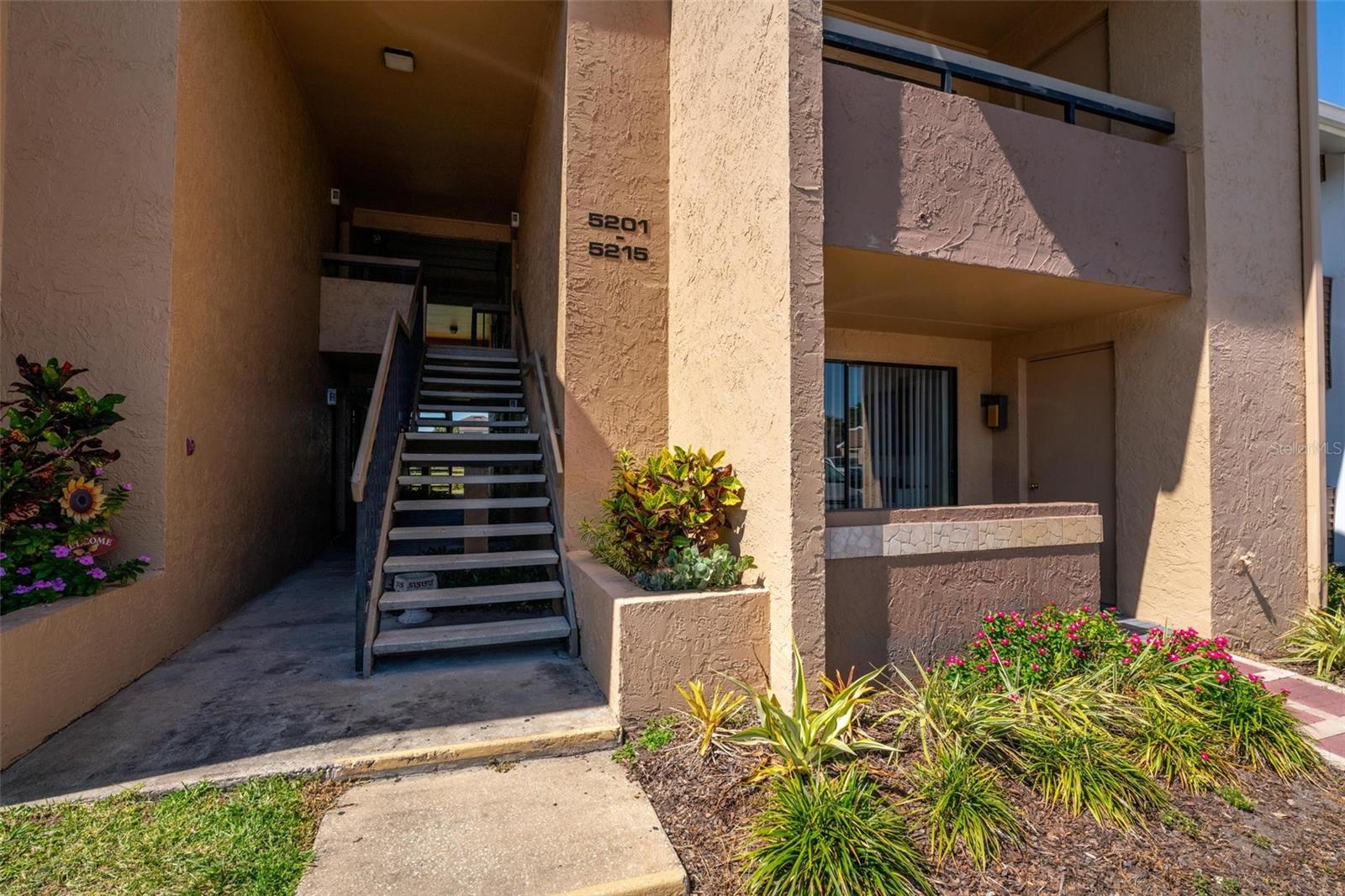 Photo of 5201 VINELAND ROAD #112 ORLANDO FL 32811
