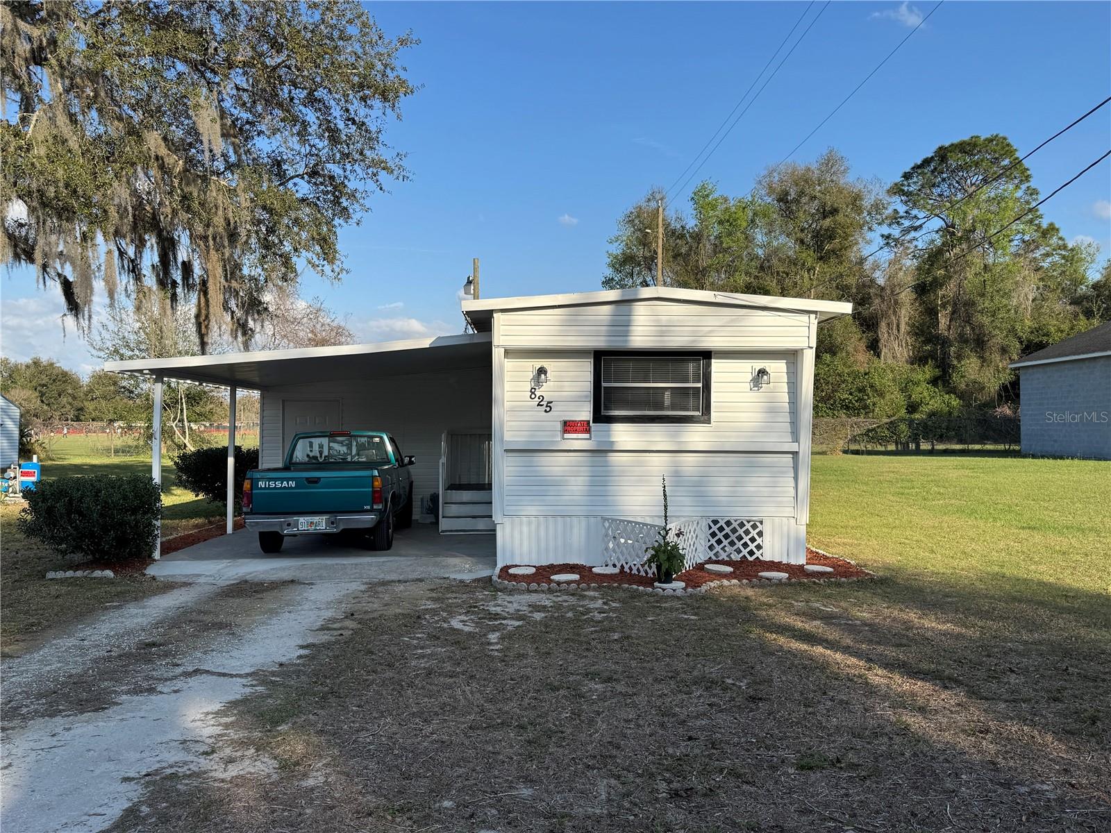 Photo of 825 CR 481 LAKE PANASOFFKEE FL 33538